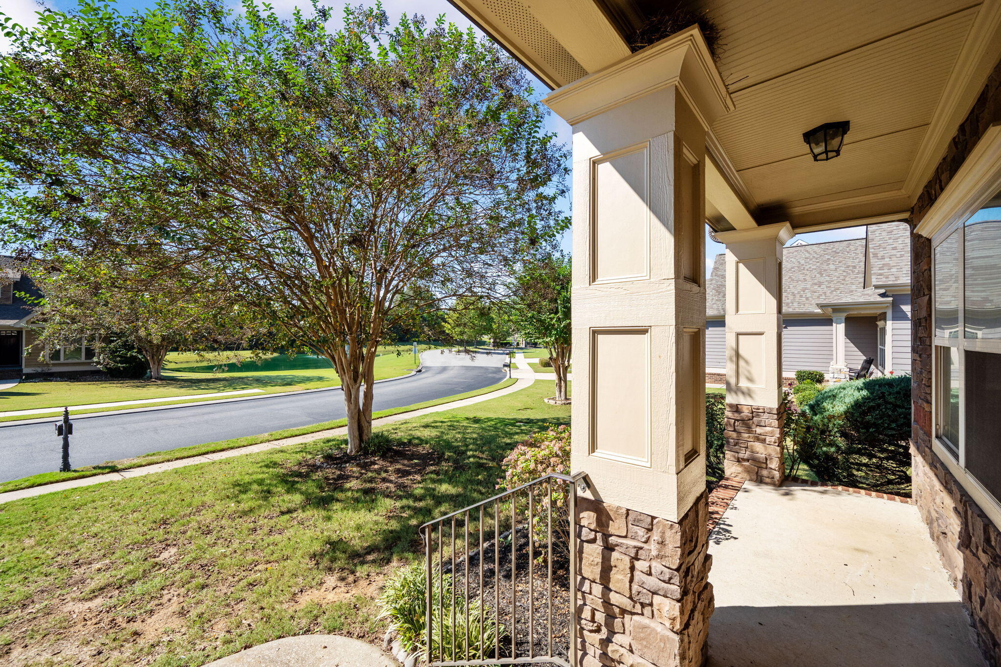 8557 Seven Lakes Drive Property Photo 5