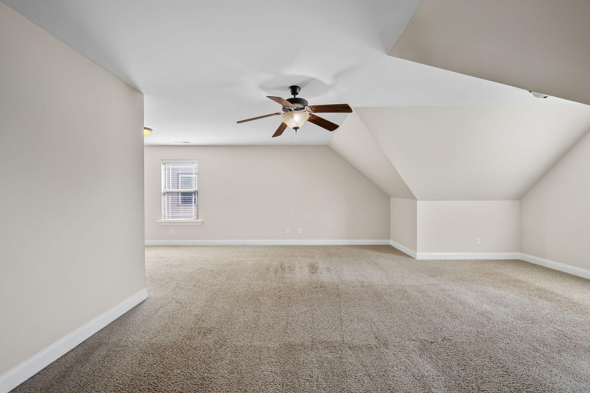 8557 Seven Lakes Drive Property Photo 42