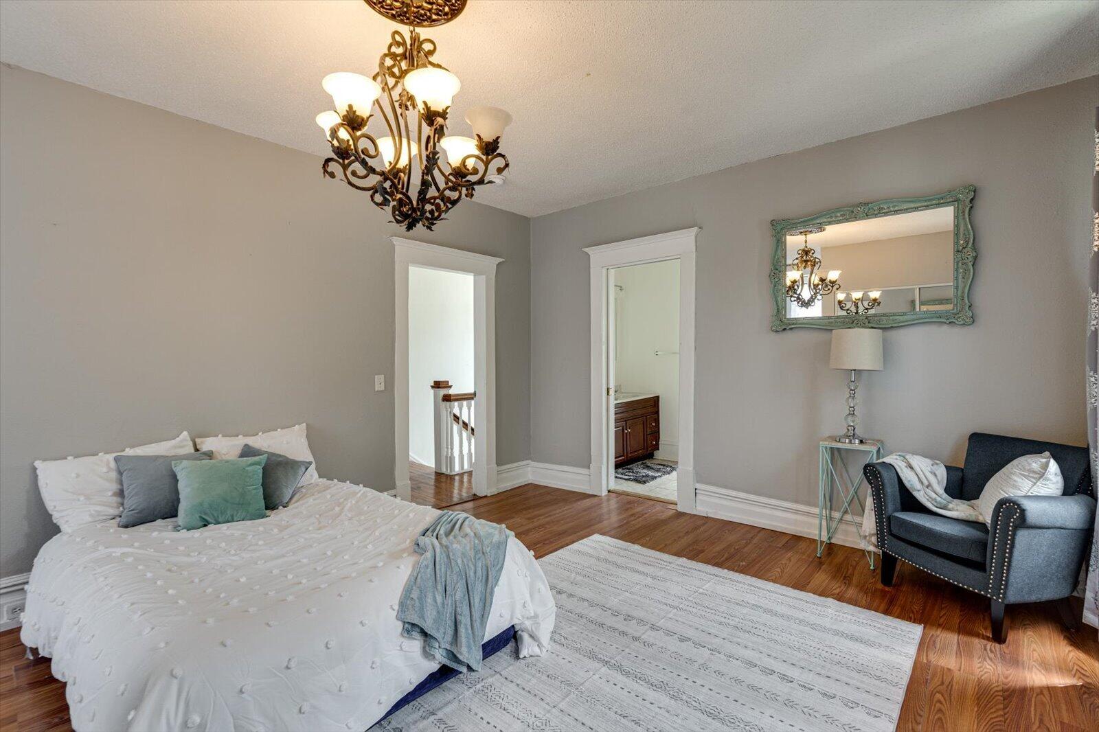 1905 Ivy Street Property Photo 24