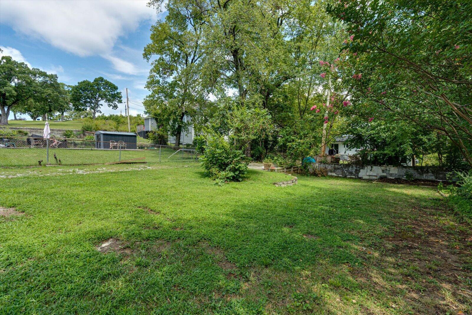 1905 Ivy Street Property Photo 31