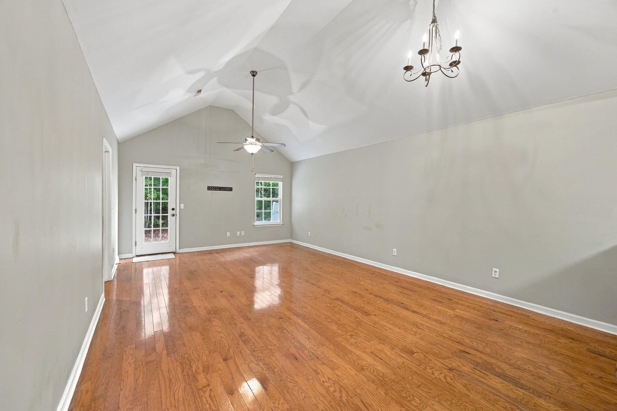 1699 Short Leaf Lane Property Photo 6