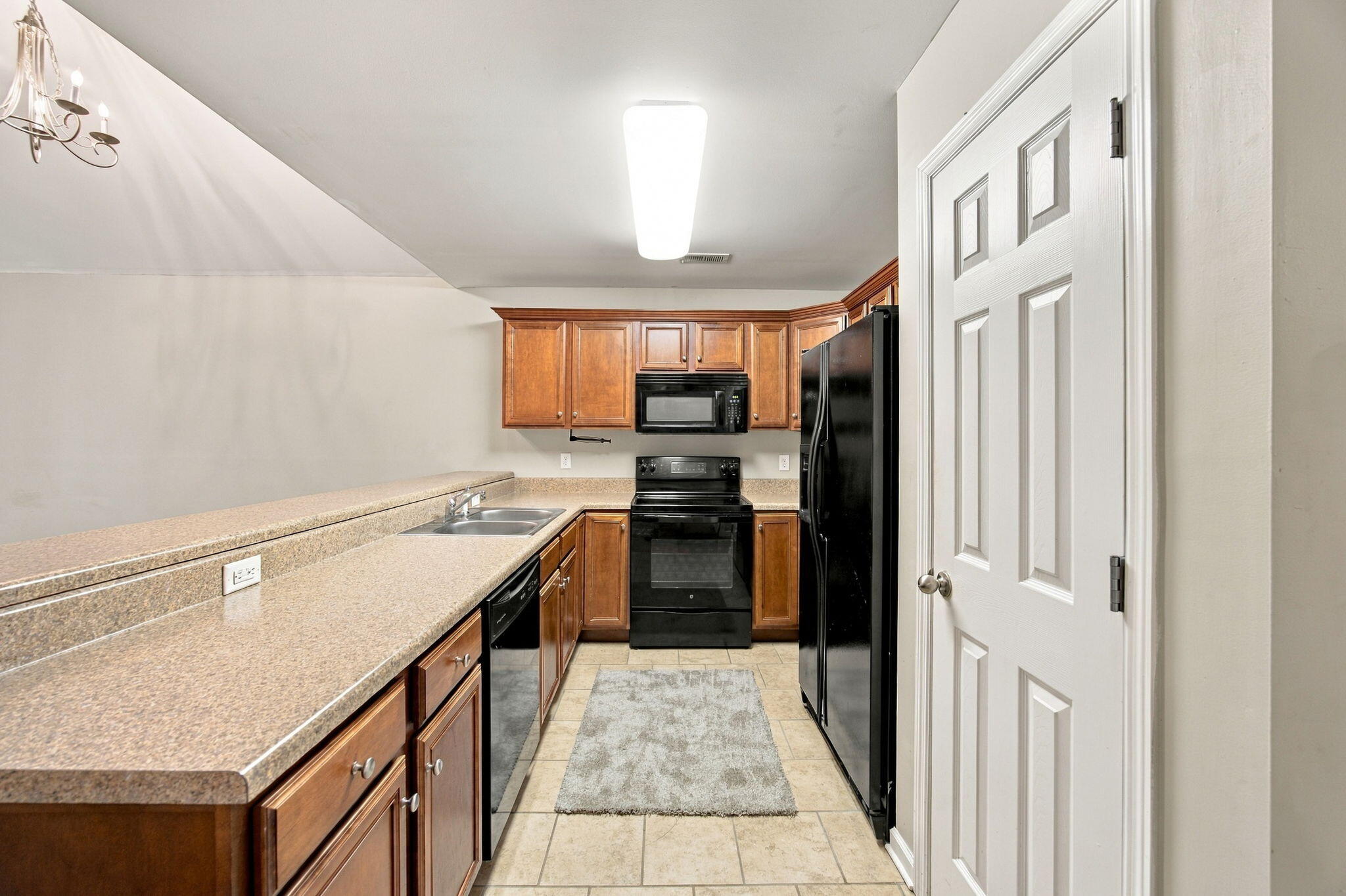 1699 Short Leaf Lane Property Photo 10