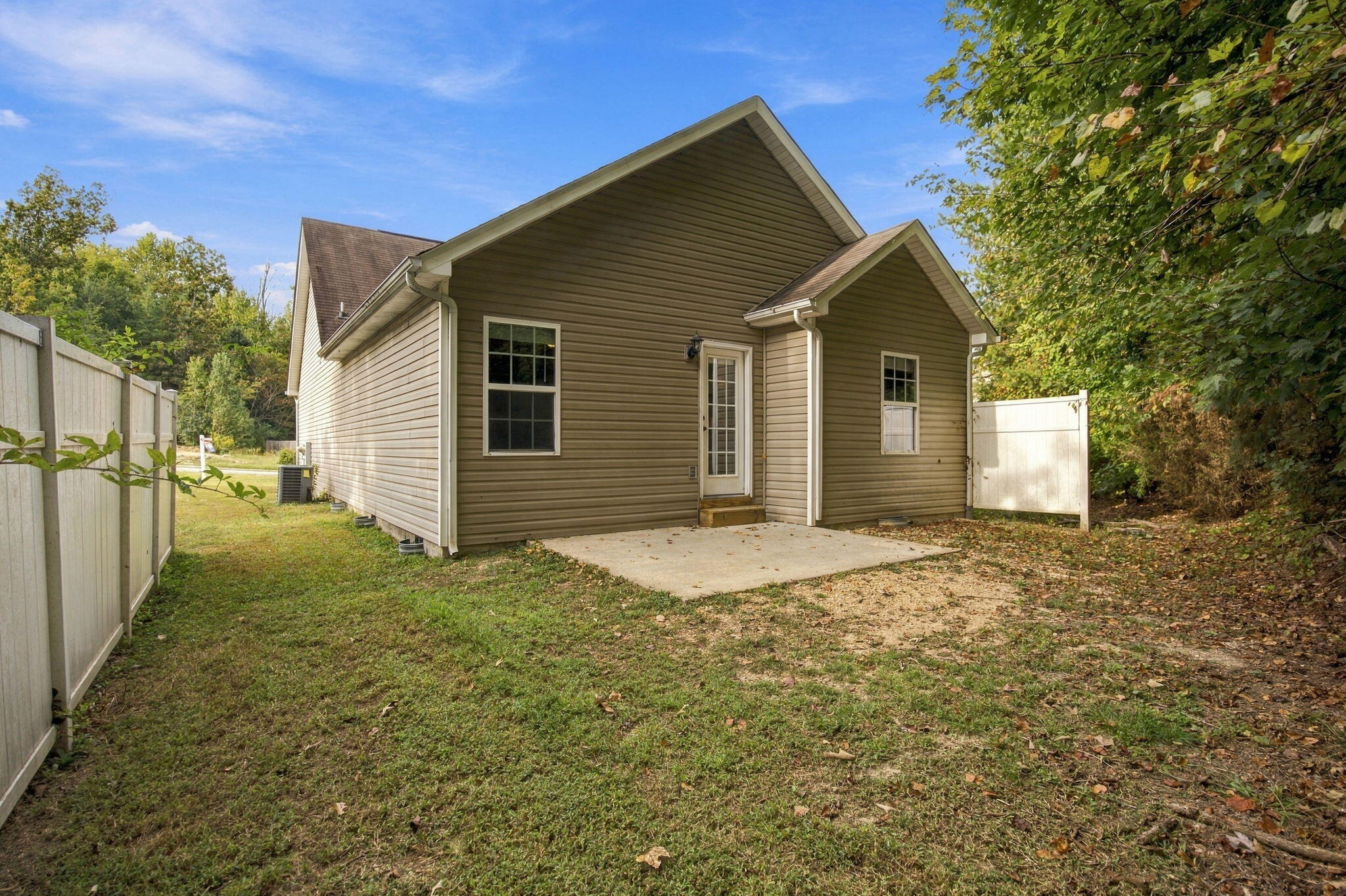 1699 Short Leaf Lane Property Photo 24