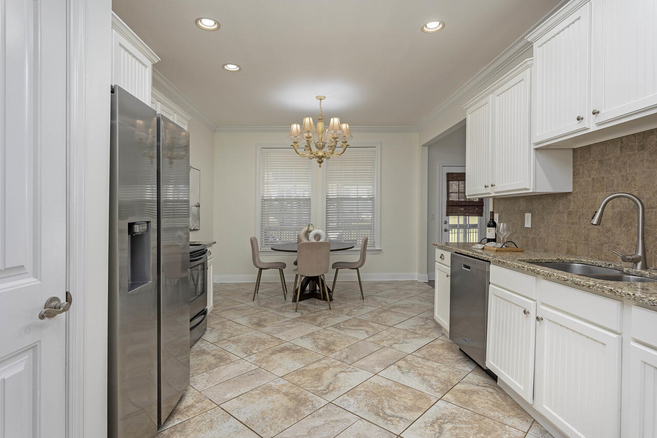 152 Winding Glen Drive Nw Property Photo 15