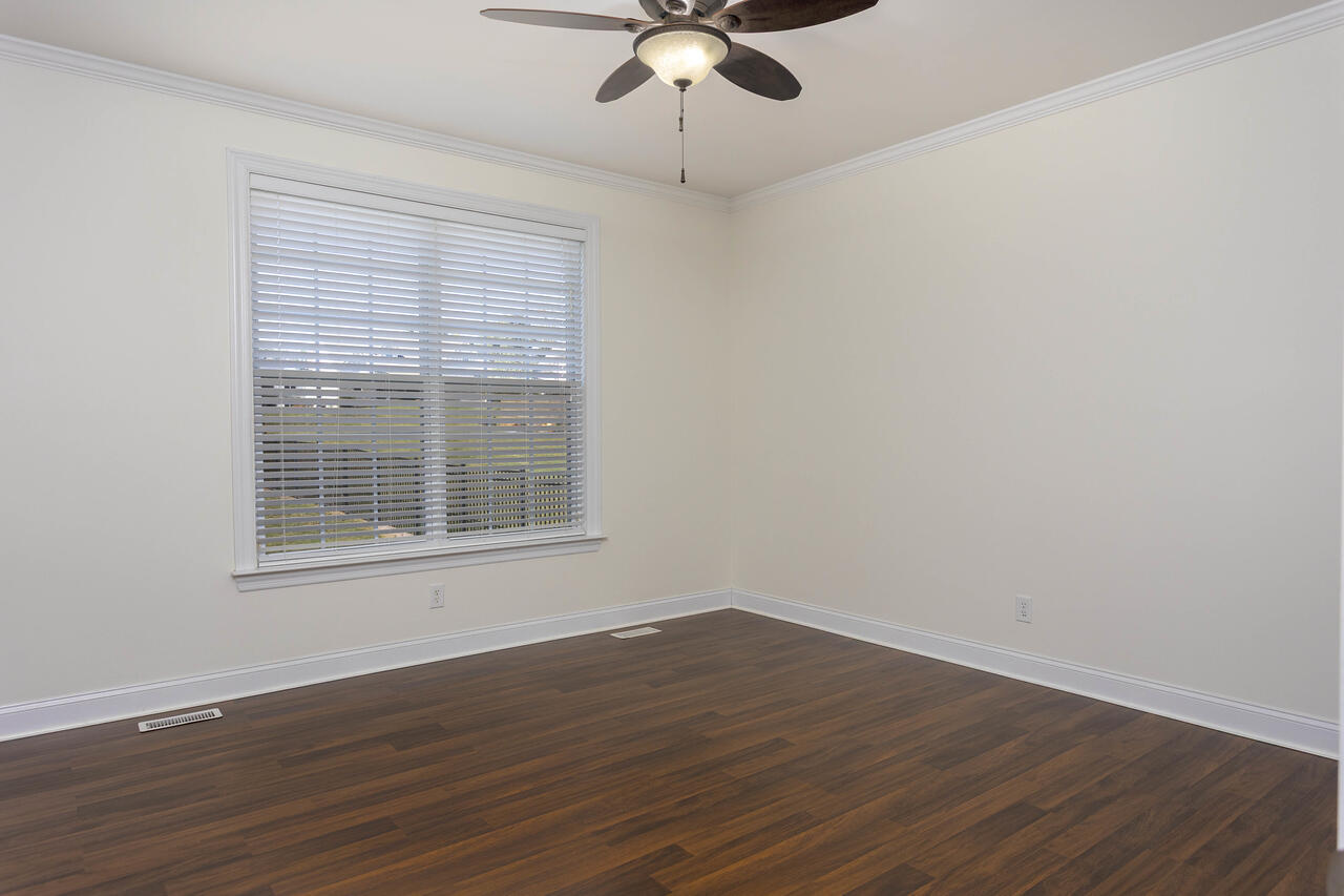 152 Winding Glen Drive Nw Property Photo 32