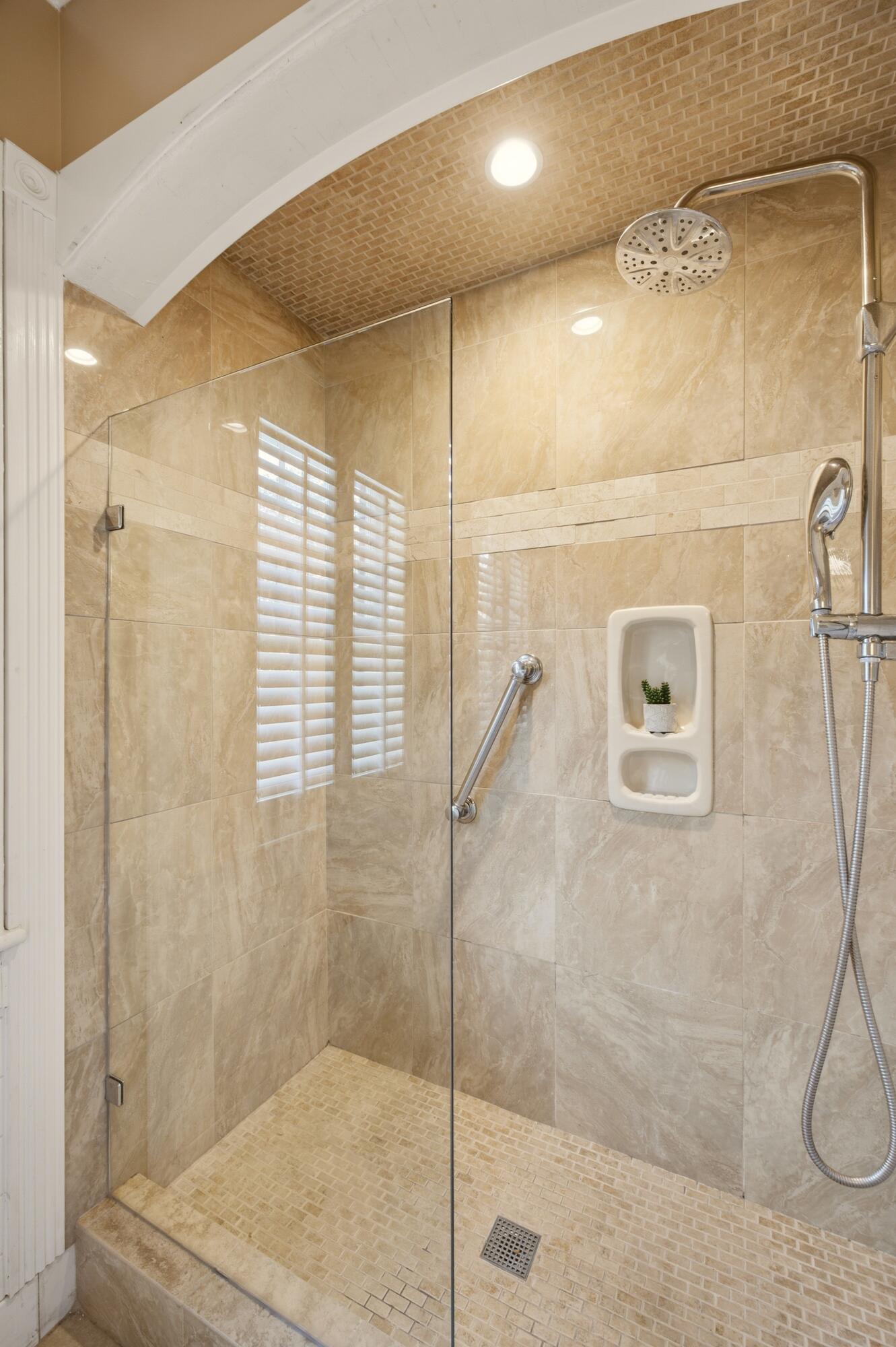 159 Gardner Street Property Photo 30