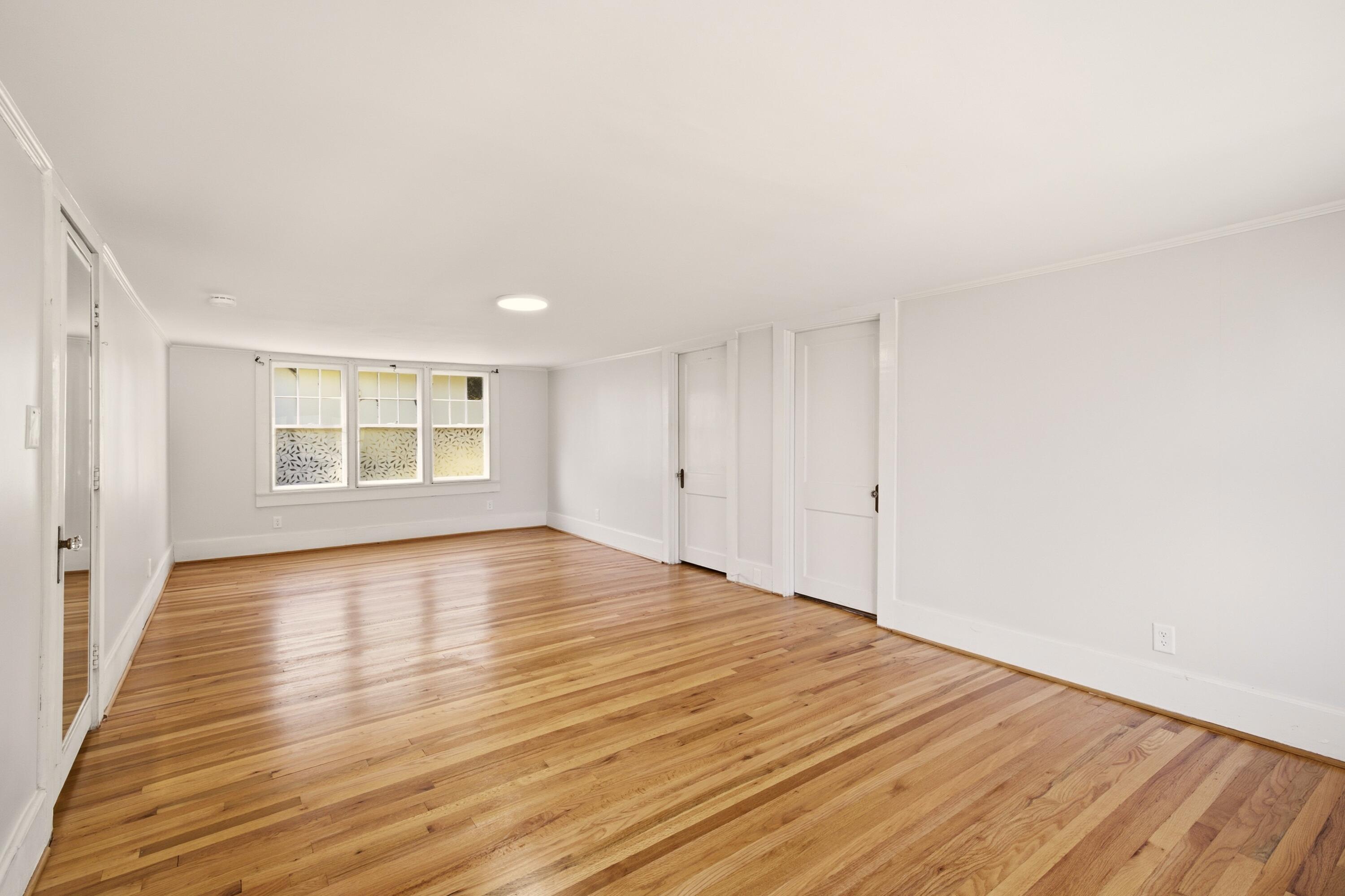 159 Gardner Street Property Photo 32