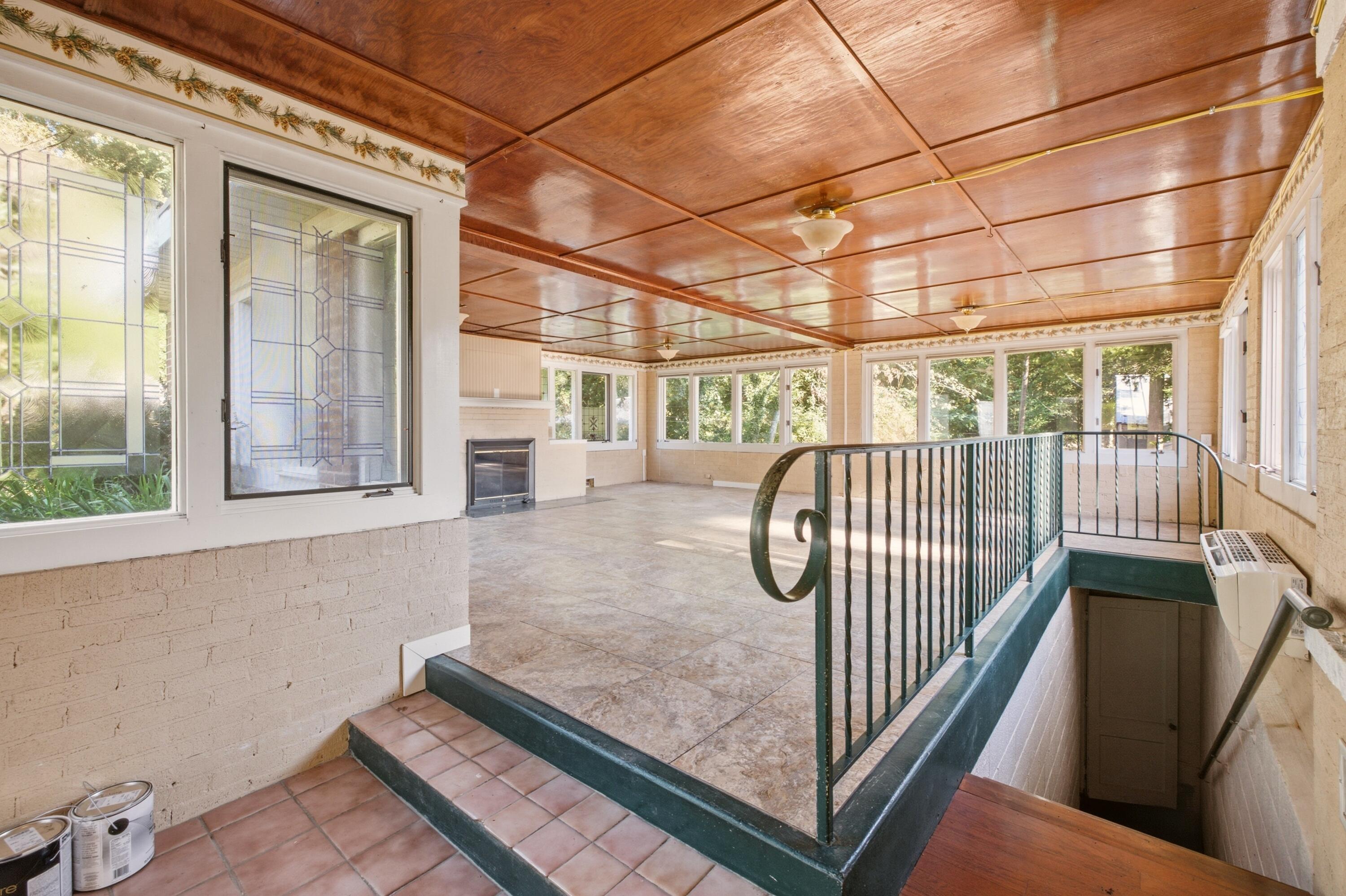 159 Gardner Street Property Photo 37