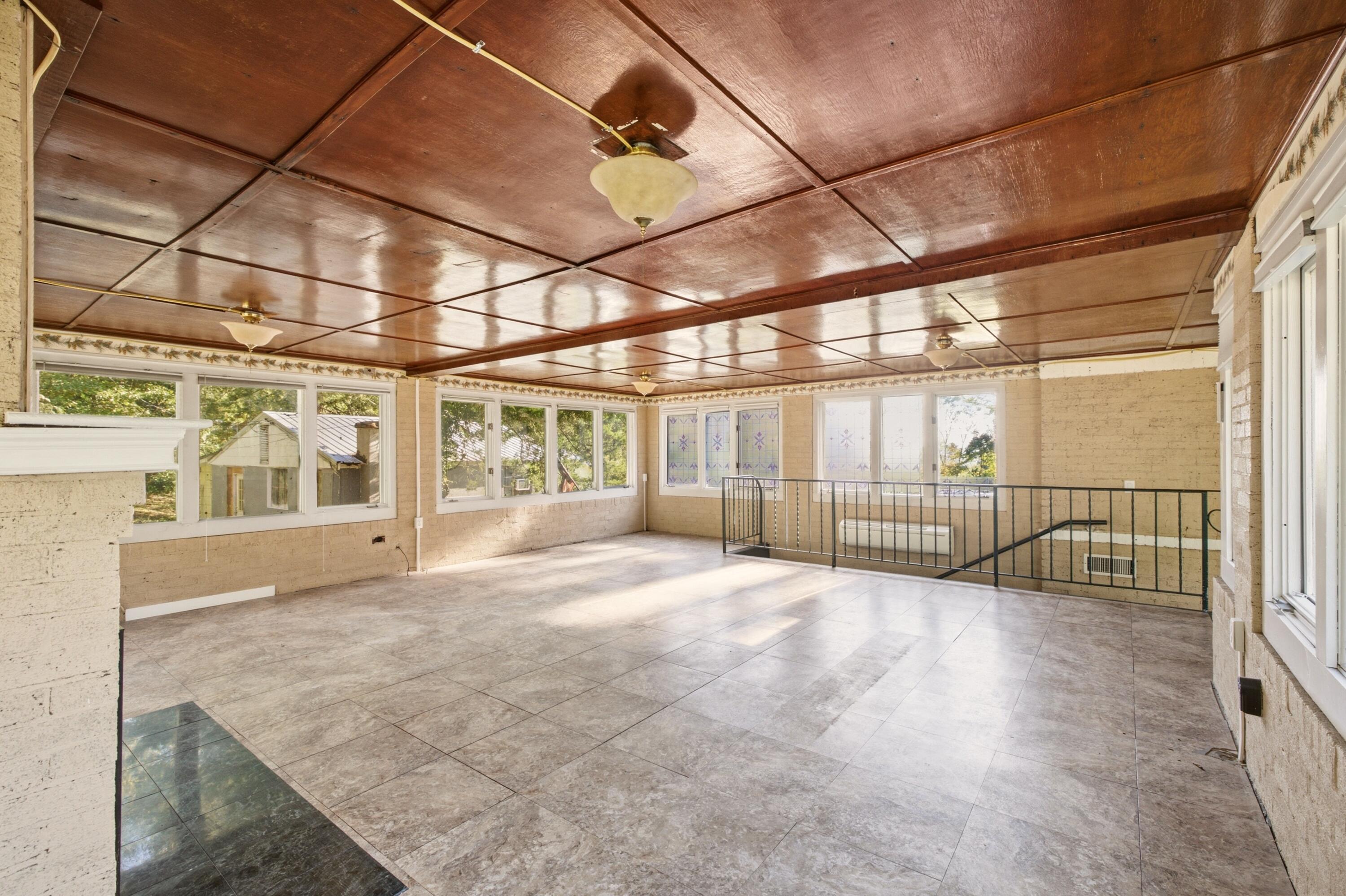 159 Gardner Street Property Photo 39
