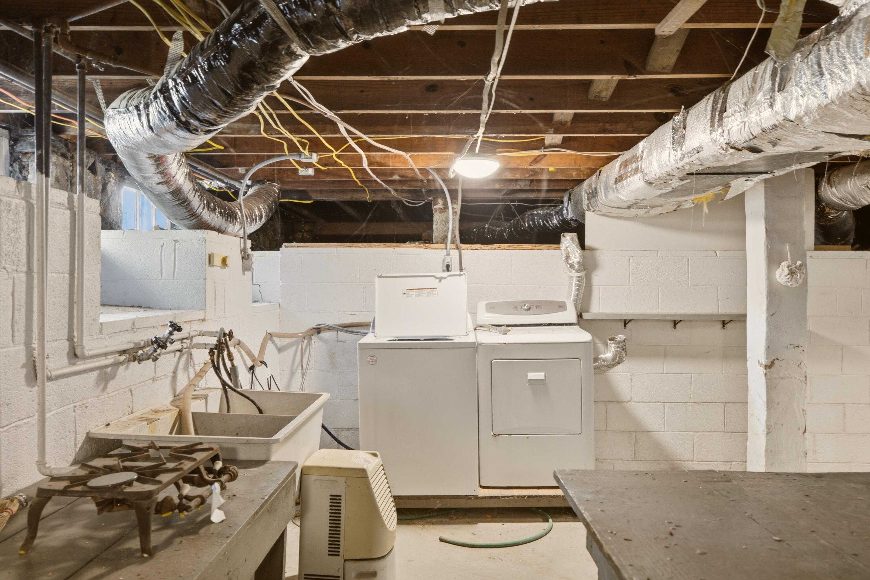 159 Gardner Street Property Photo 43