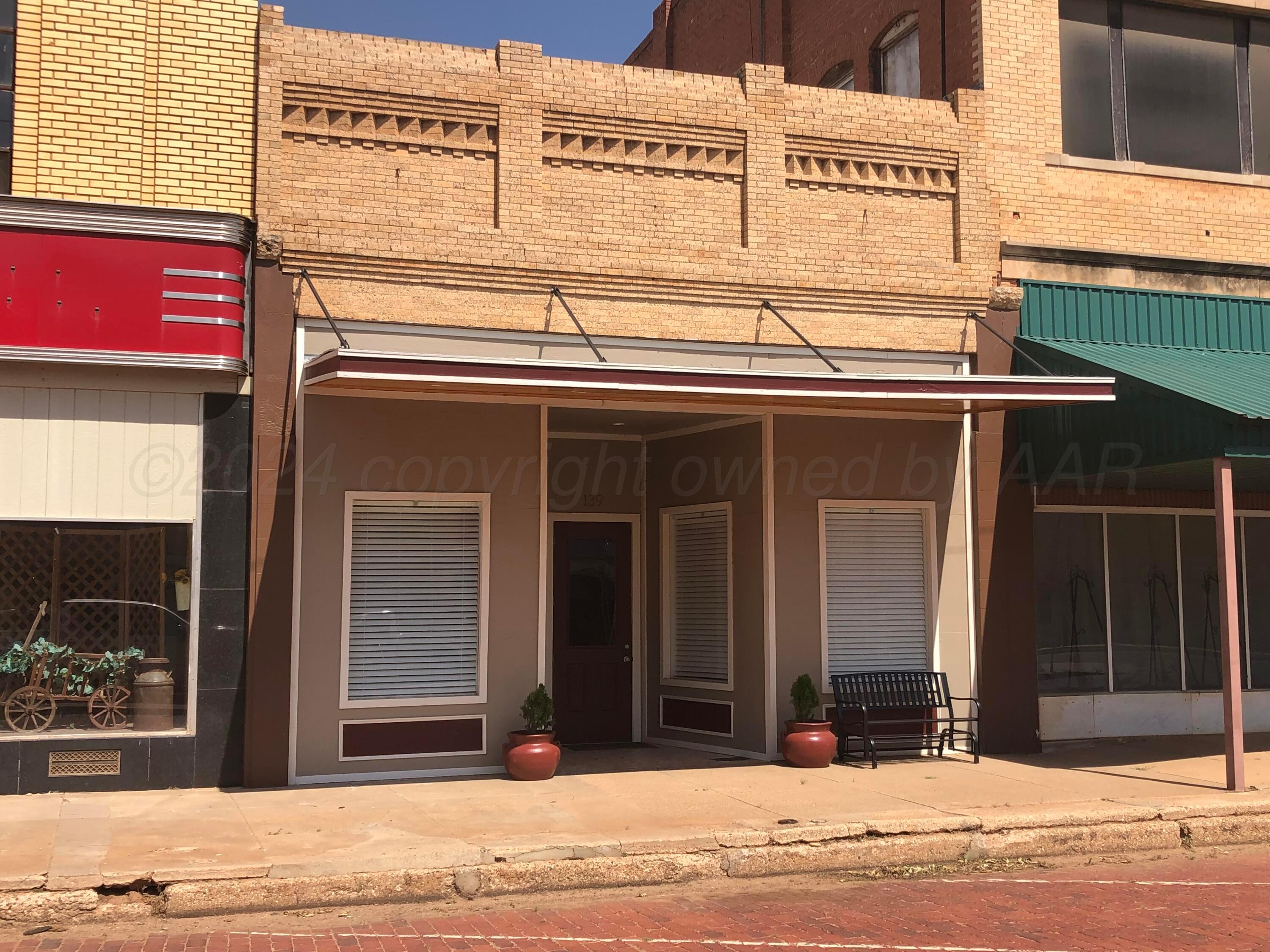 139 N Main Street Property Photo