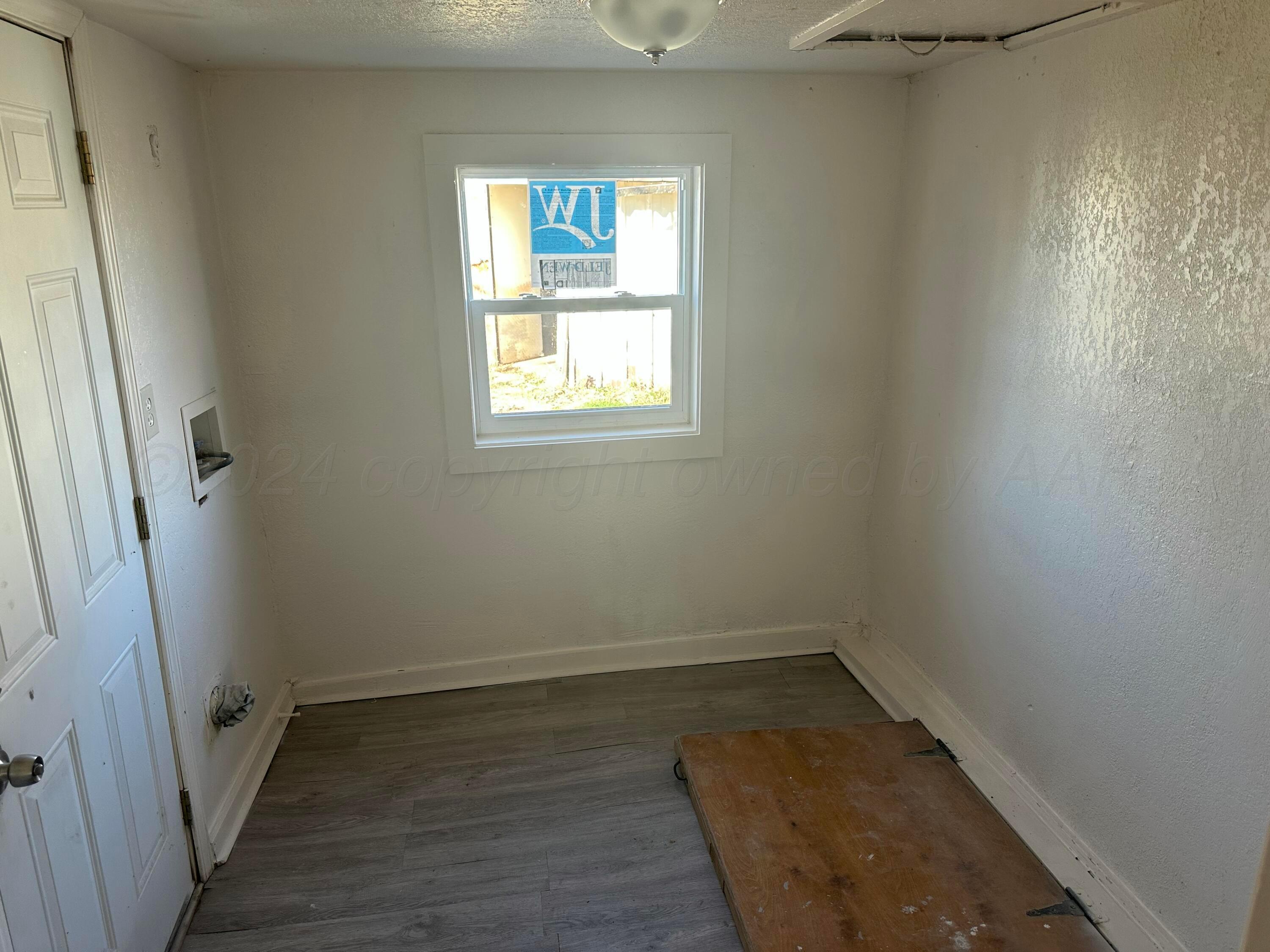 1229 N Woodland Street Property Photo