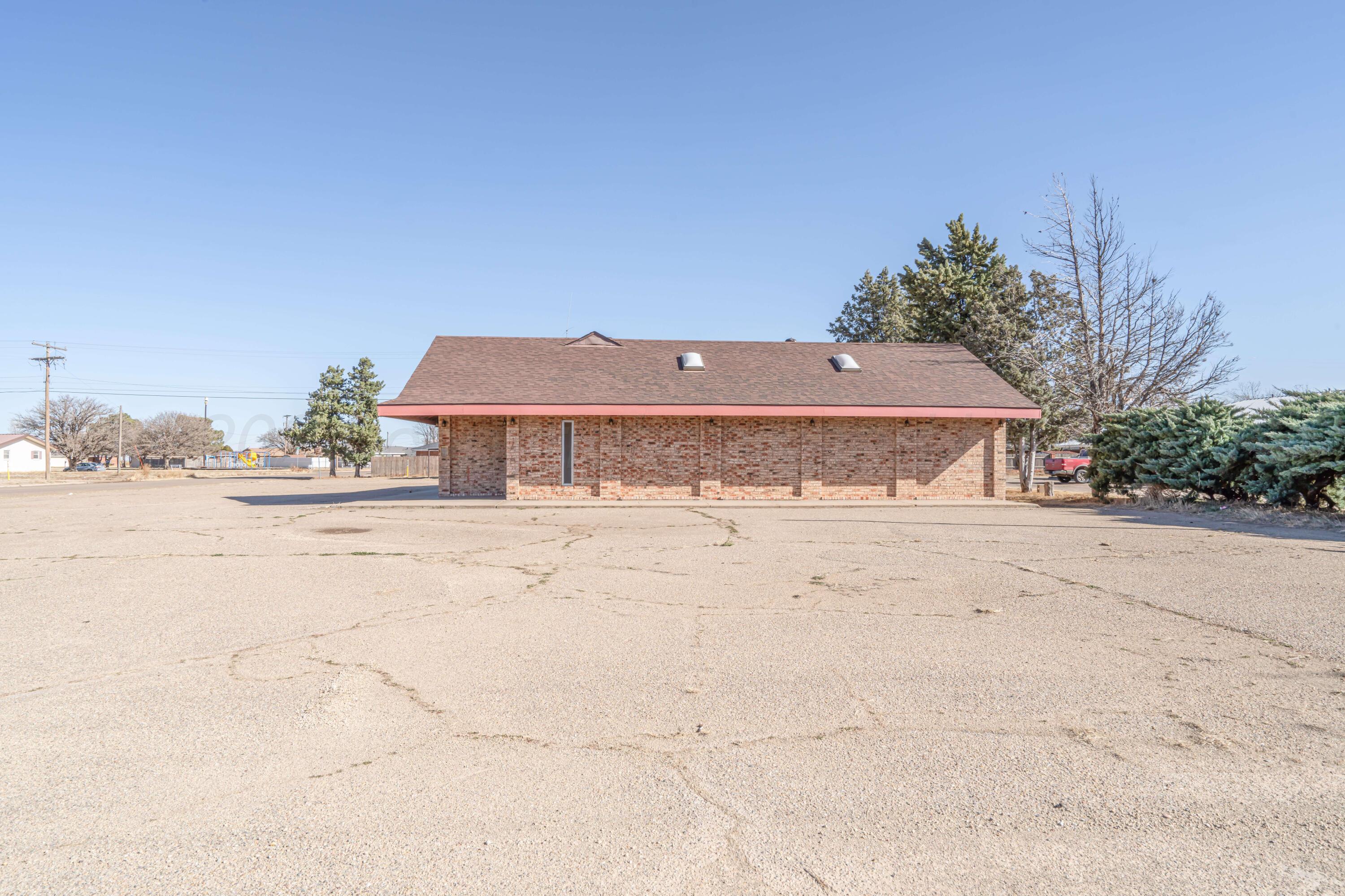 916 Us-87 Property Photo