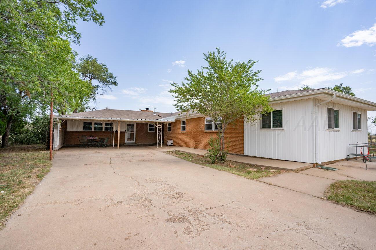 12151 S Osage Street Property Photo