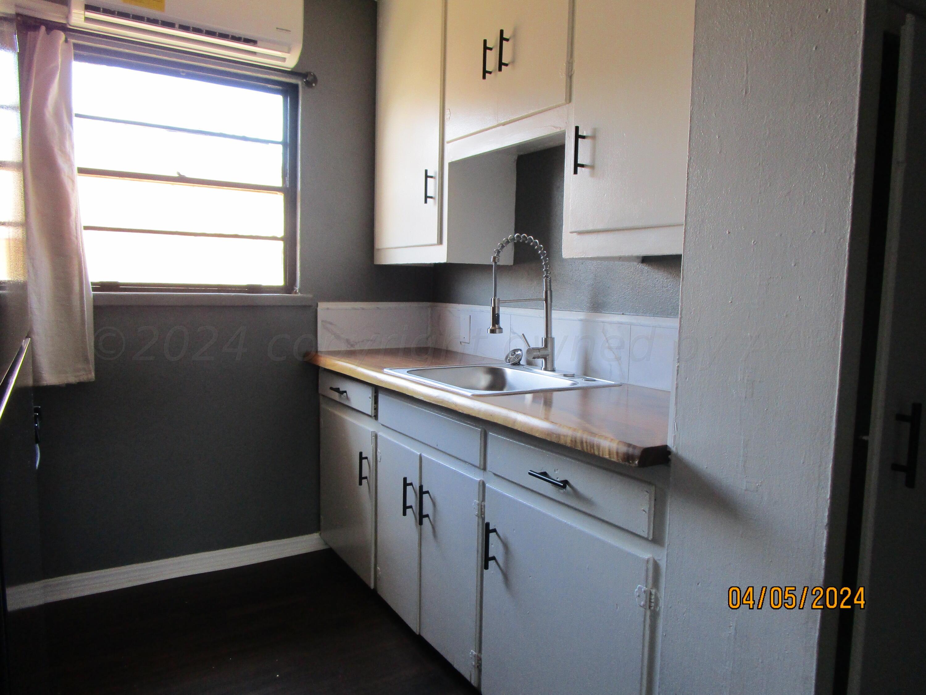 415 N Harvey #5 Property Photo 4