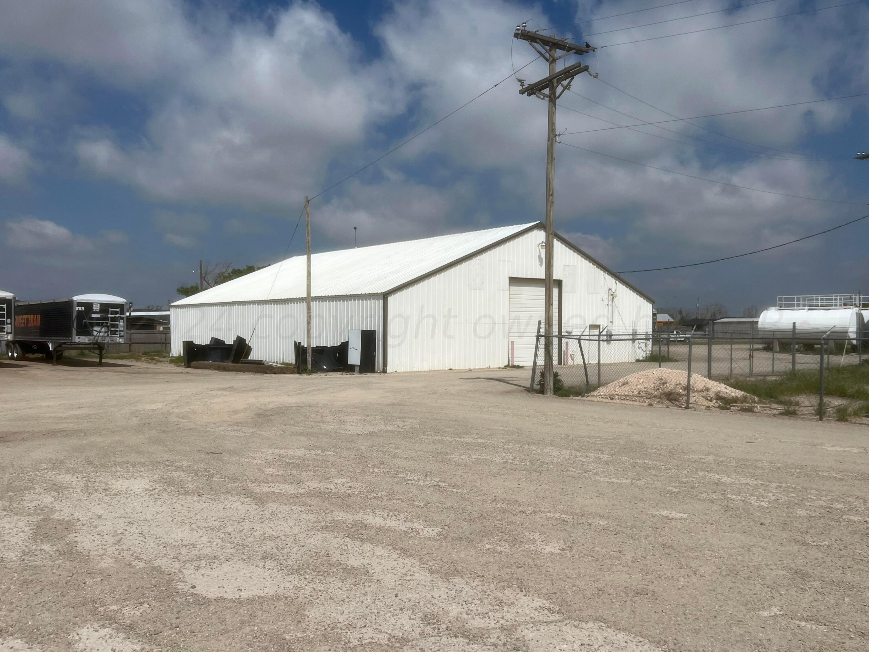 109 Pine Street Property Photo 4