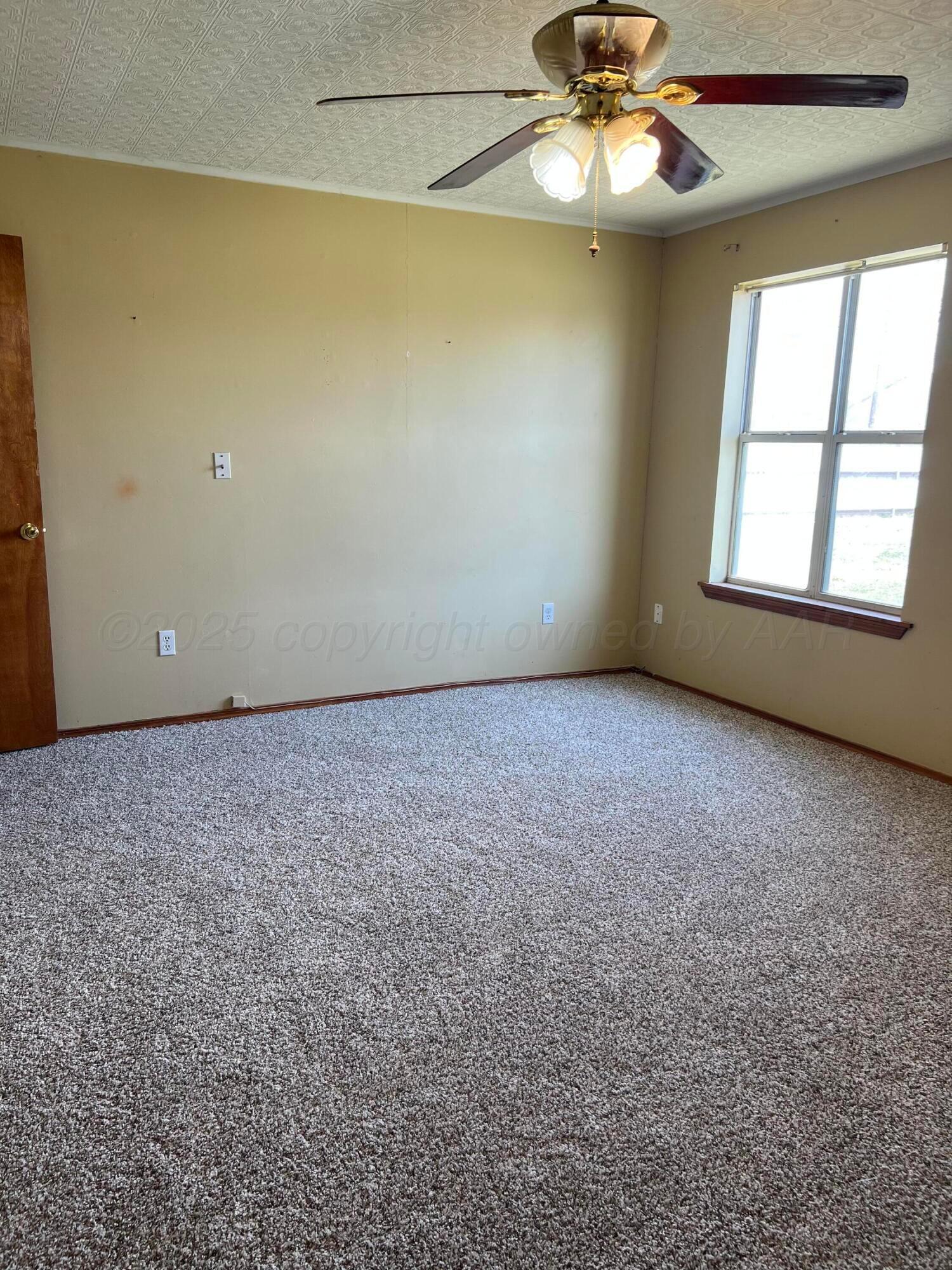 715 Ave Q Property Photo 13