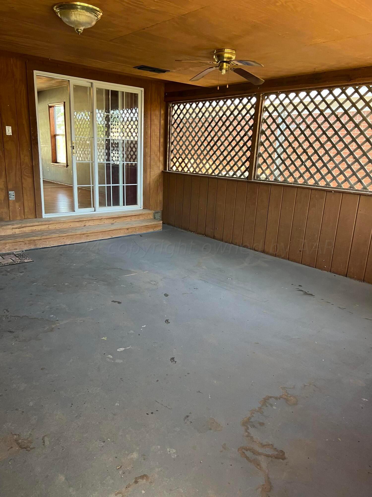 715 Ave Q Property Photo 16