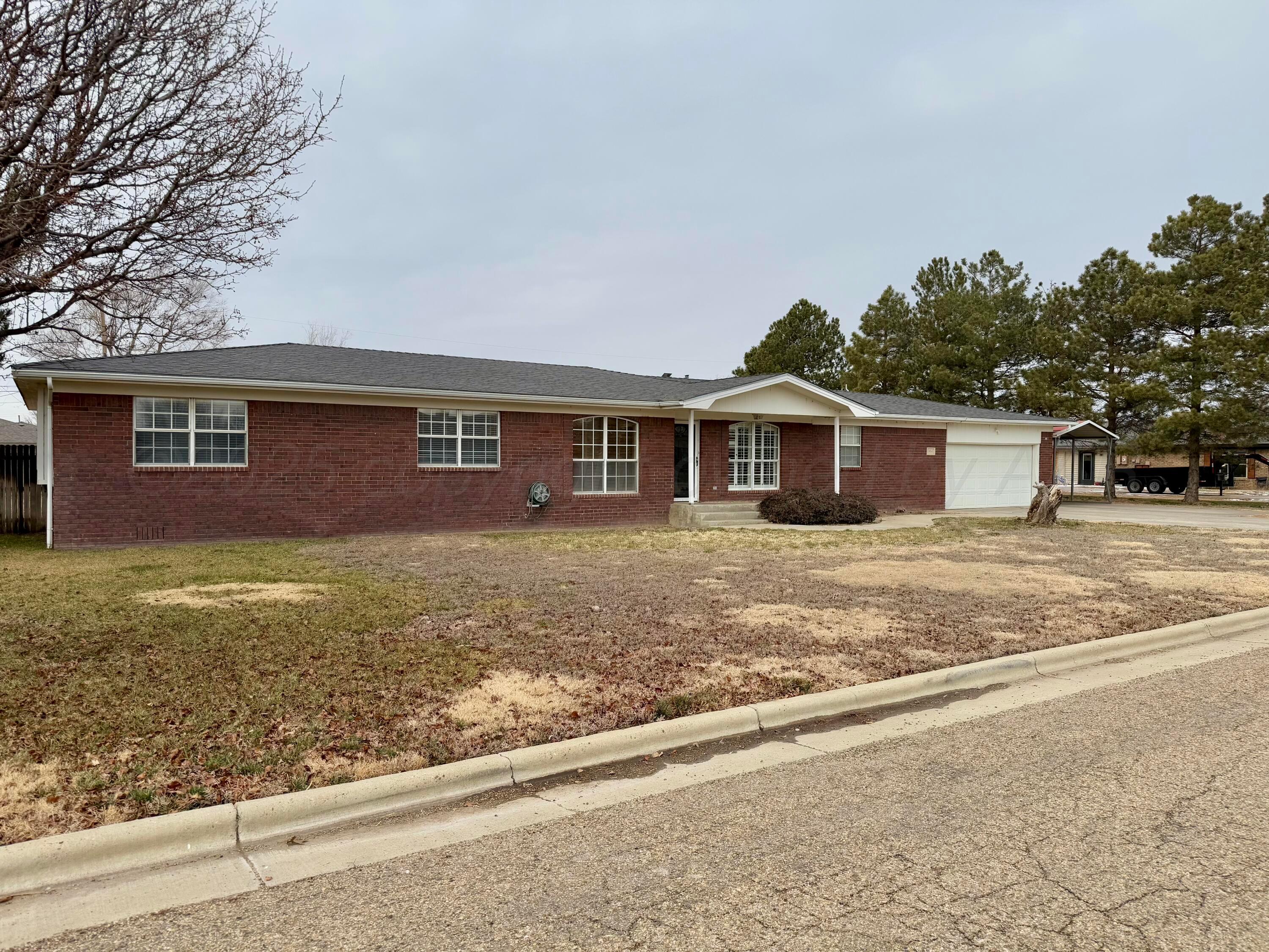1004 Avenue Q Property Photo