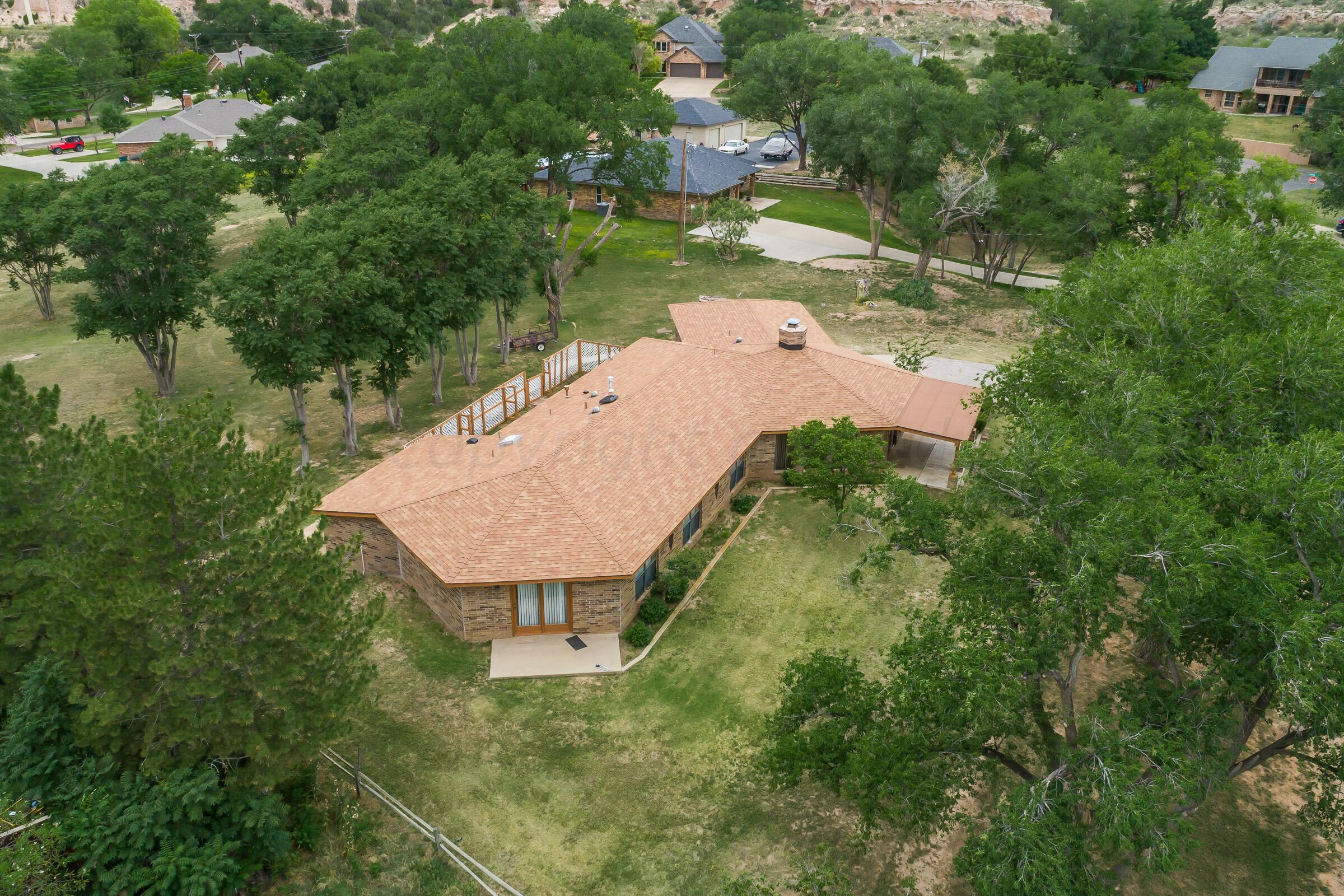 103 PORT-O-CALL Drive Property Photo 1