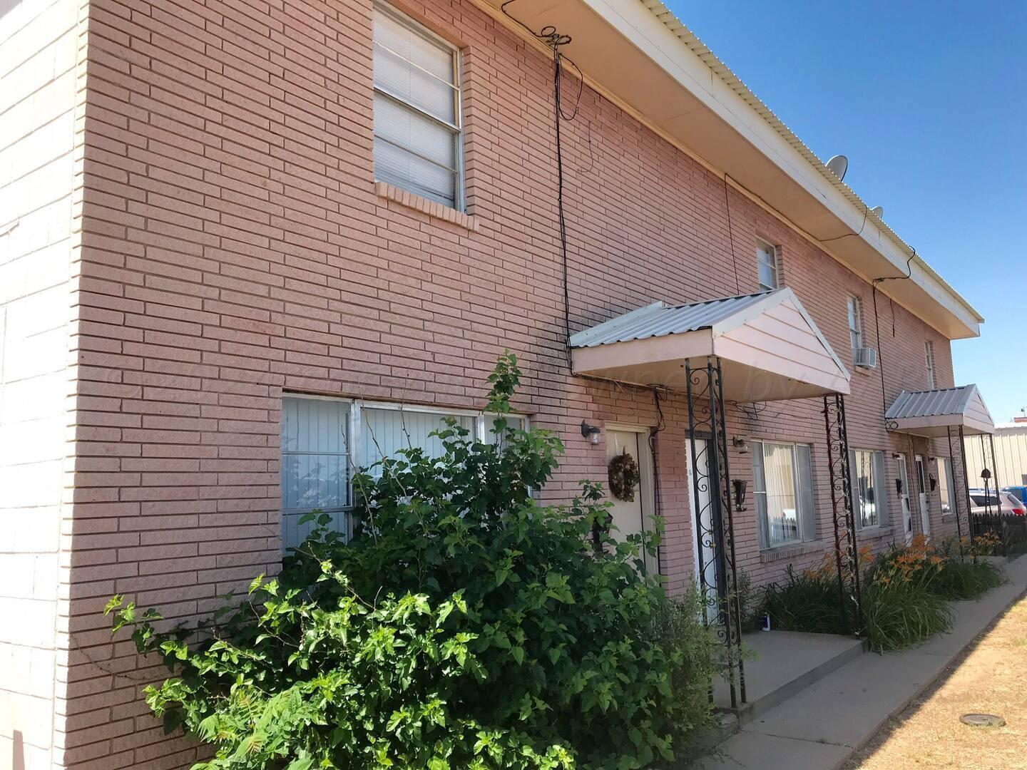 910 N Harvey Street Property Photo 1