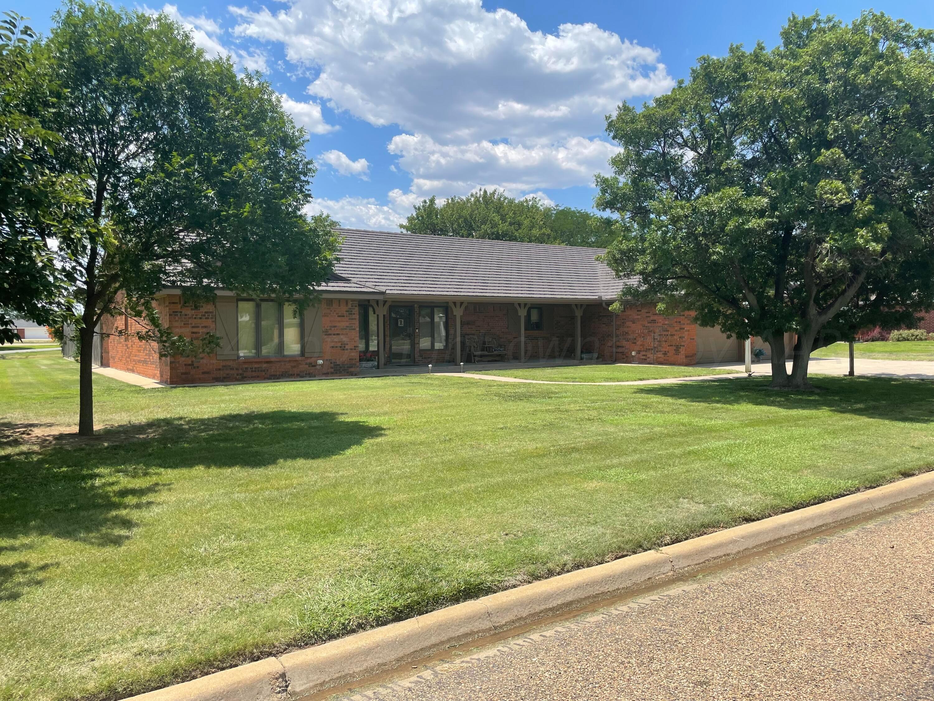 201 Pecan Ave Property Photo