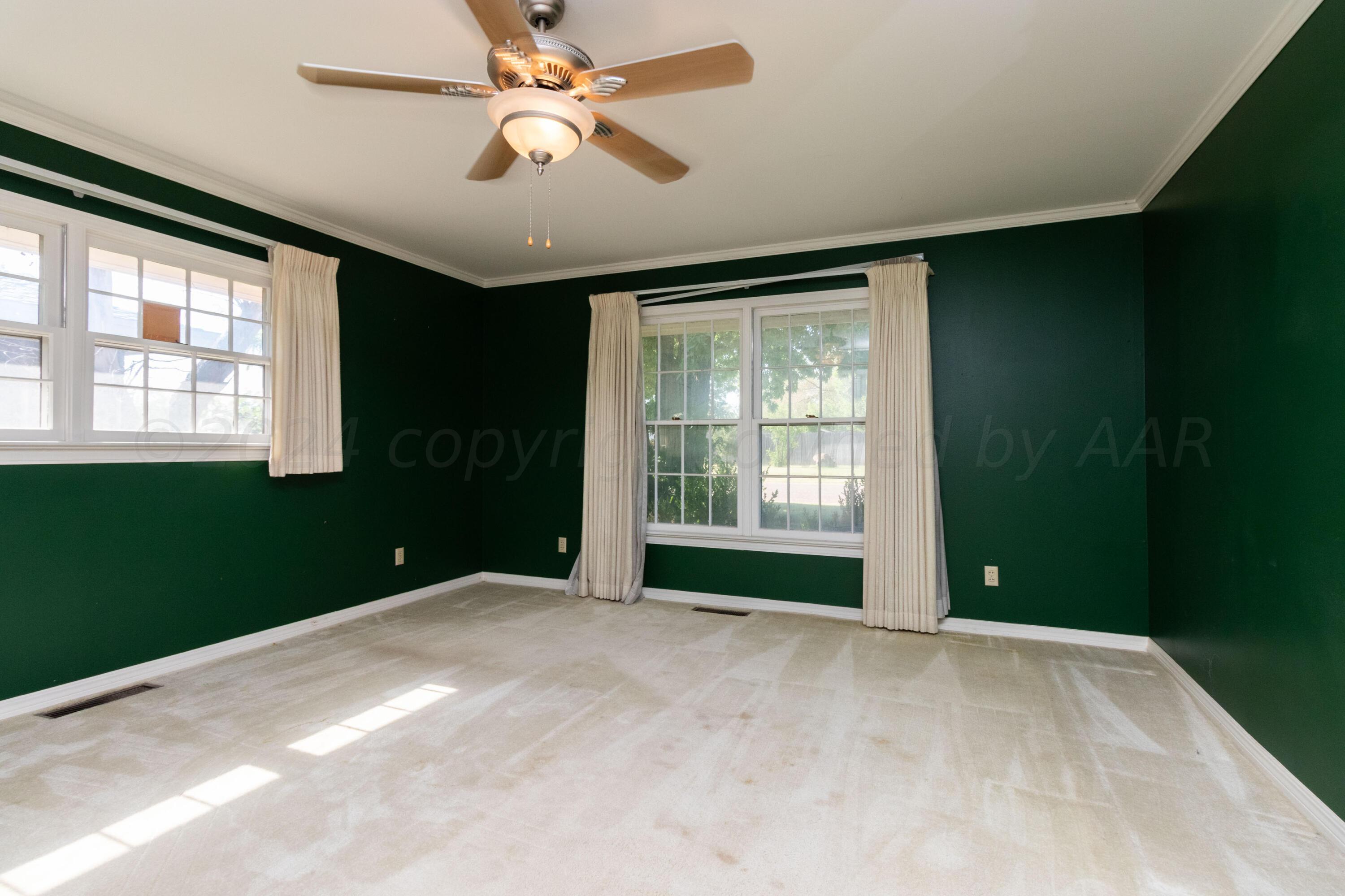 2601 10th Avenue Property Photo 18