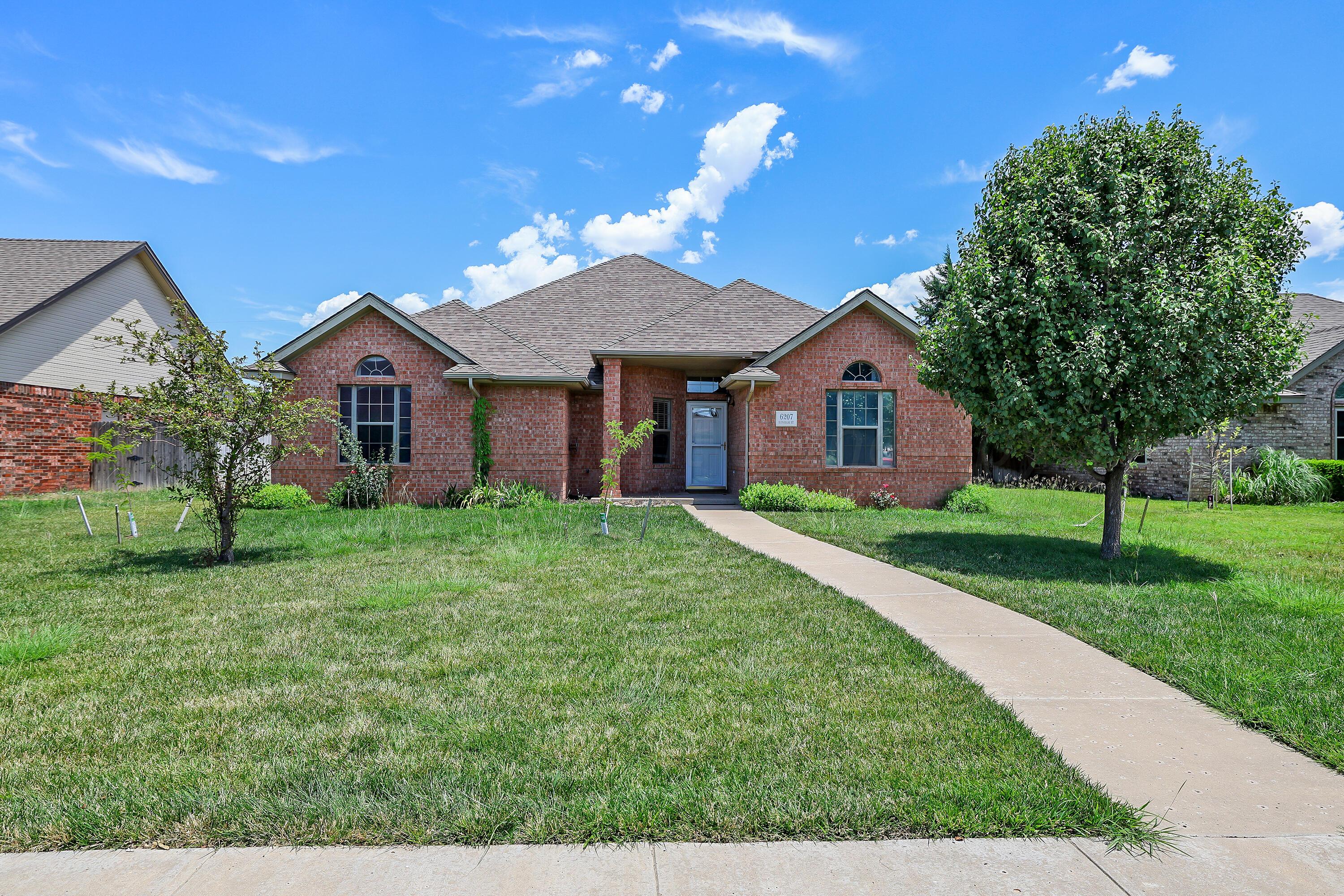 6207 S Bonham Street Property Photo
