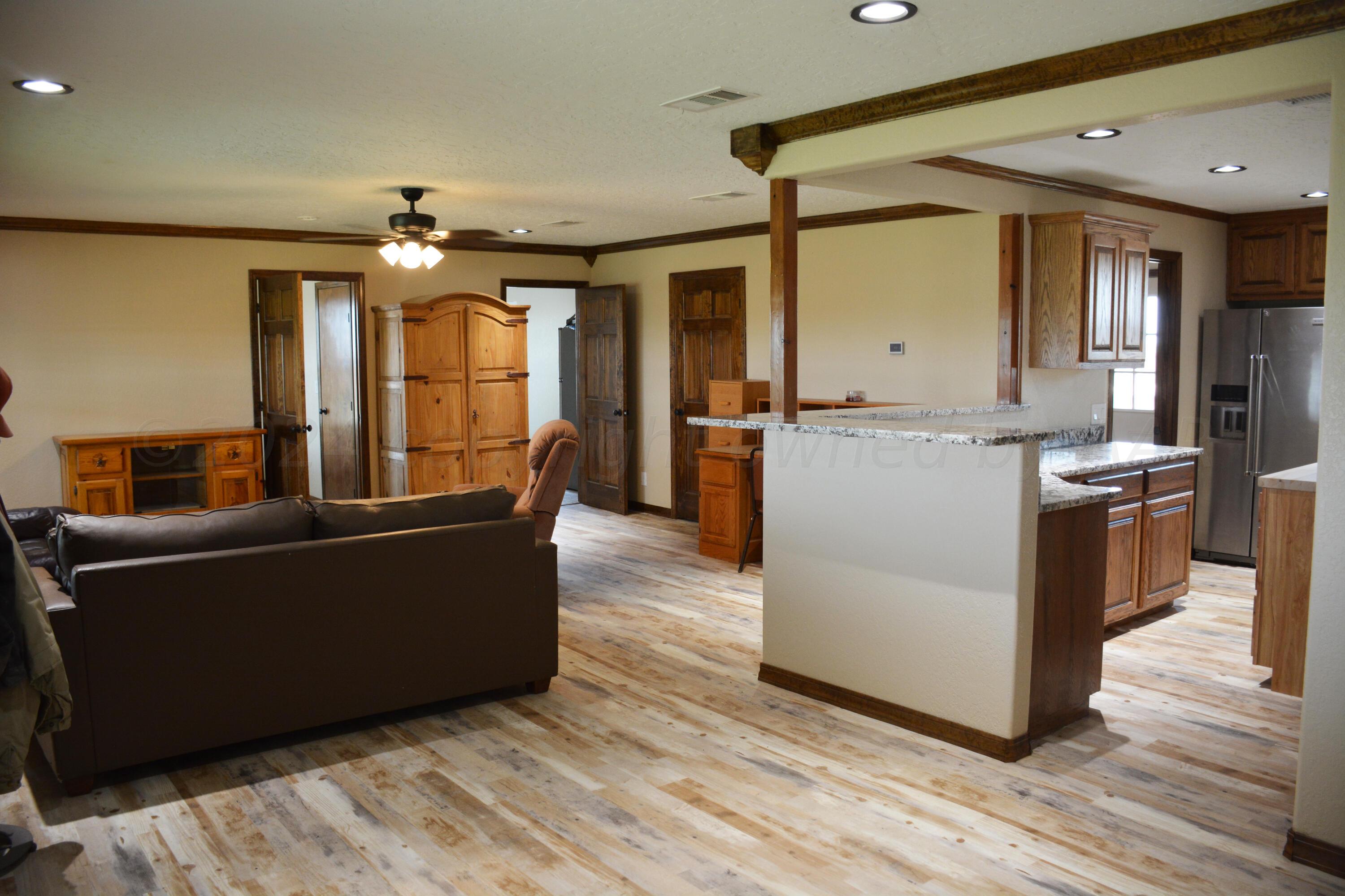 1159 Fm 1760 Property Photo 6