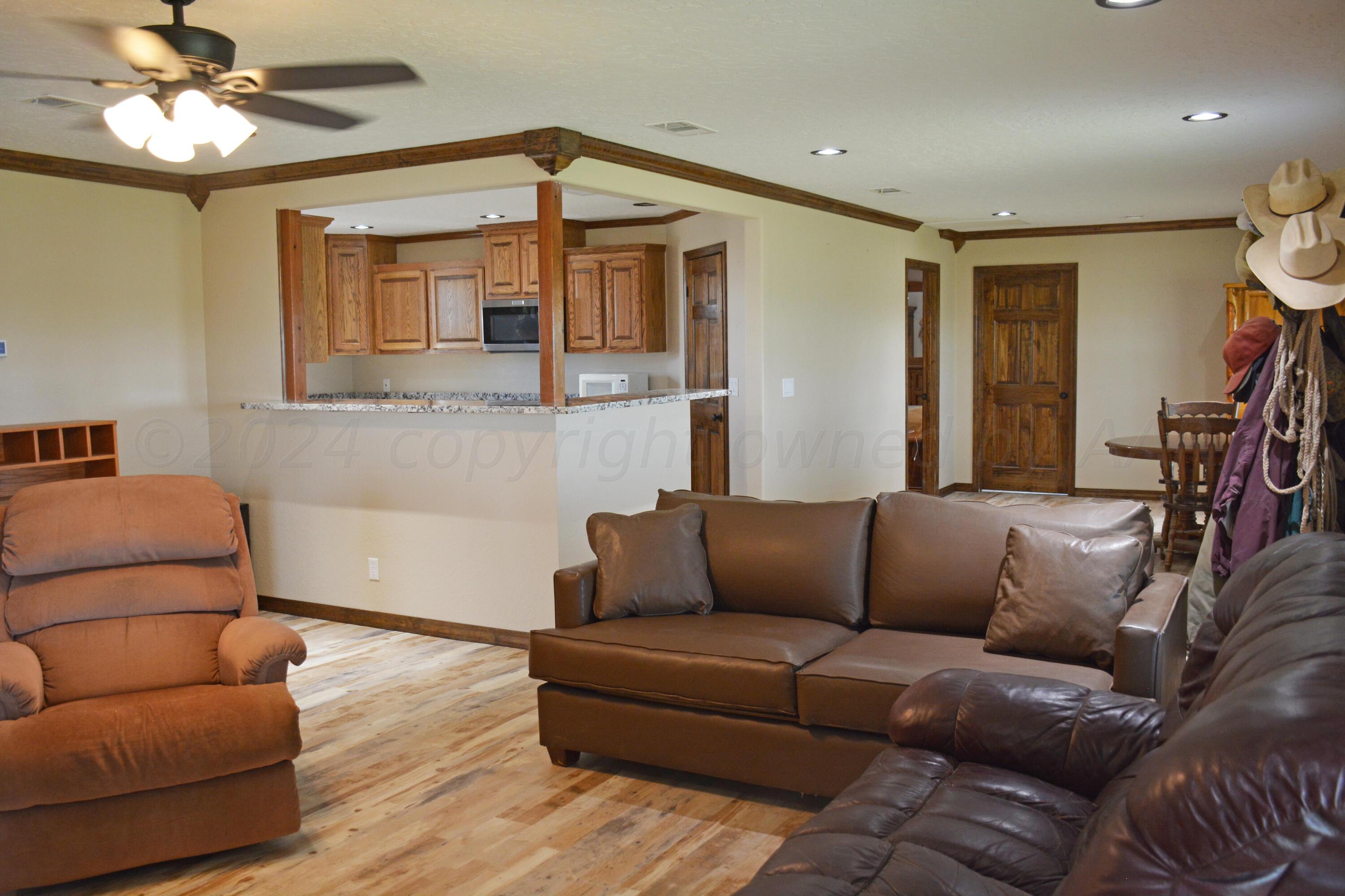 1159 Fm 1760 Property Photo 8