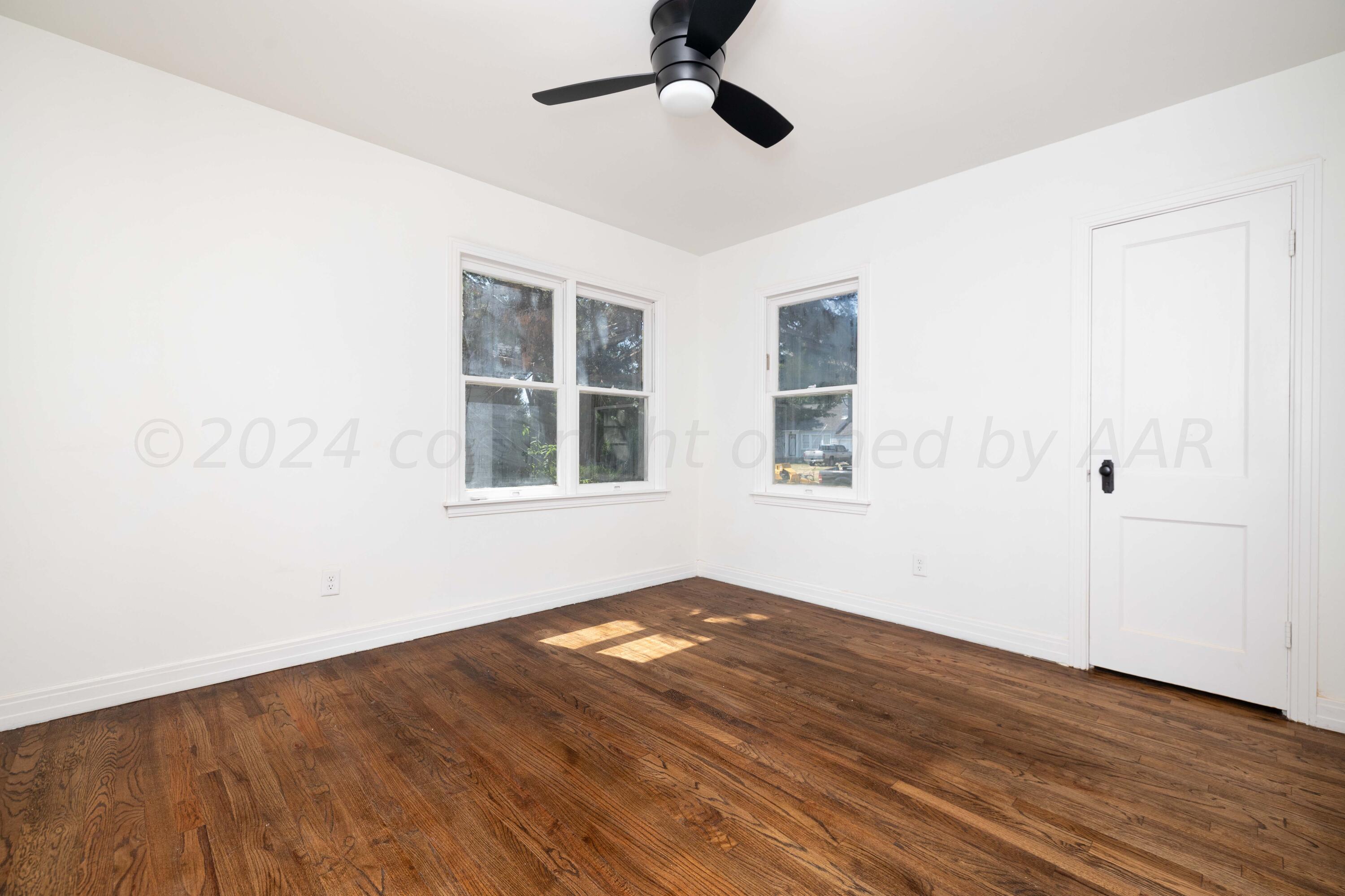 2701 S Van Buren Street Property Photo 20