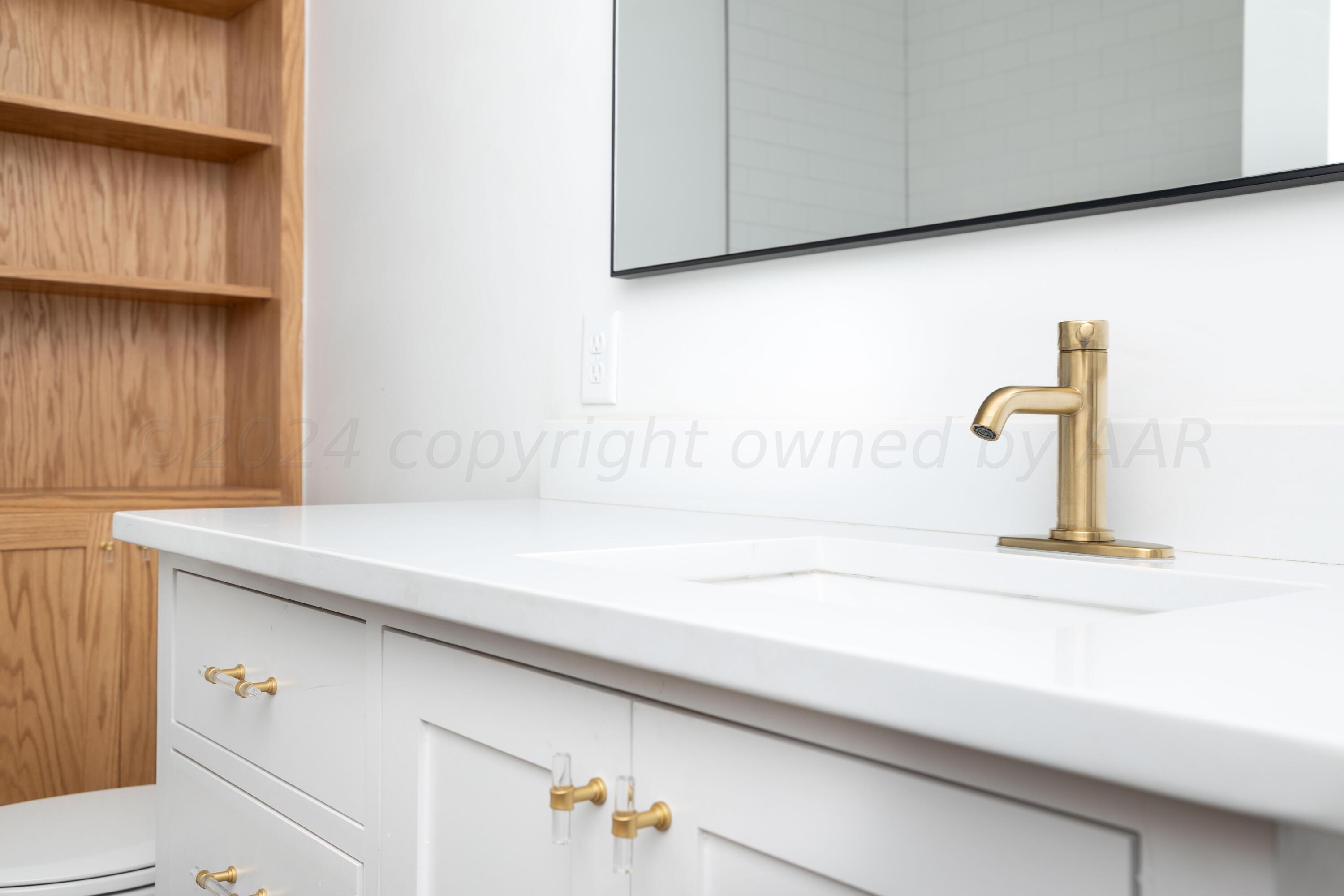 2701 S Van Buren Street Property Photo 23