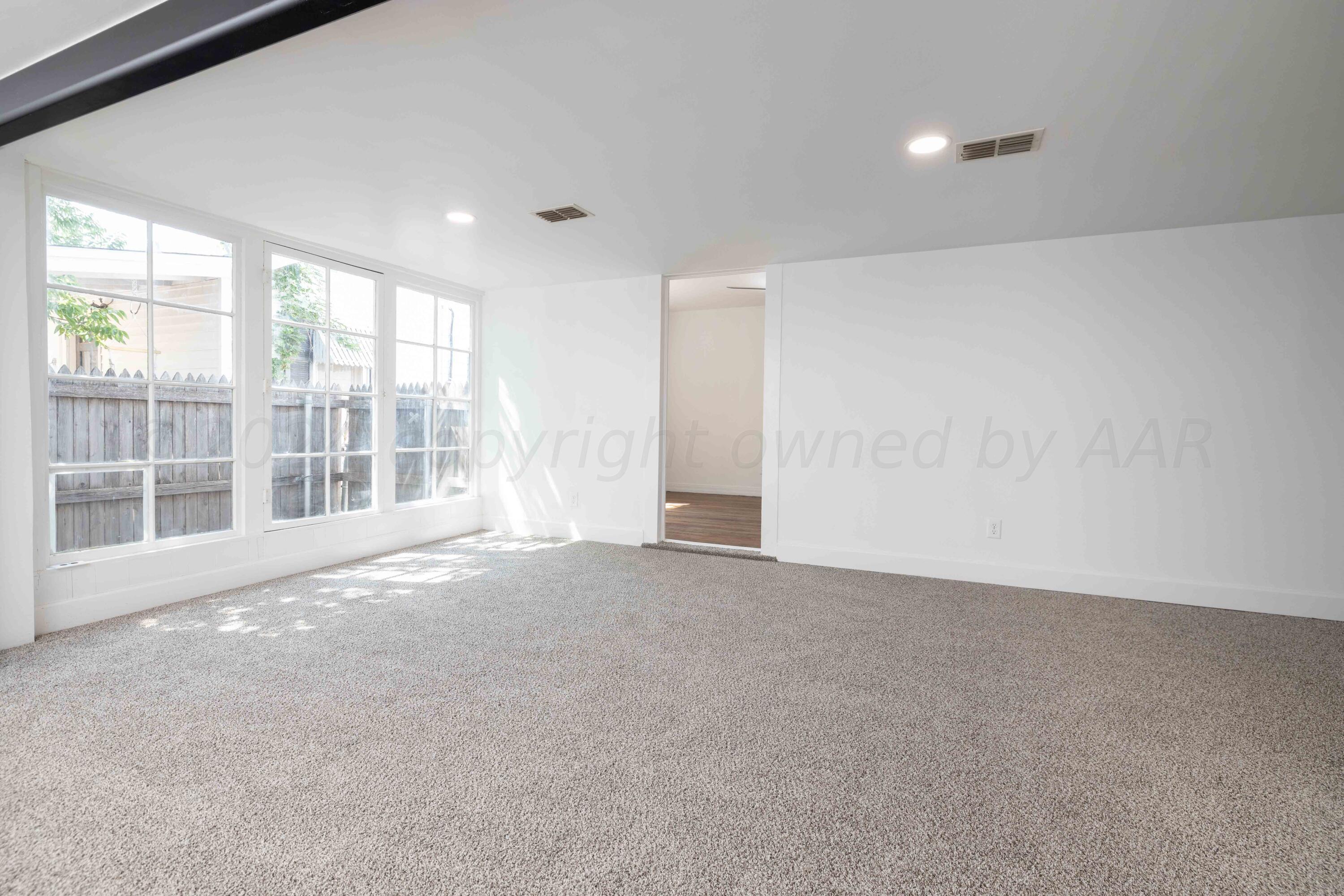 2701 S Van Buren Street Property Photo 32