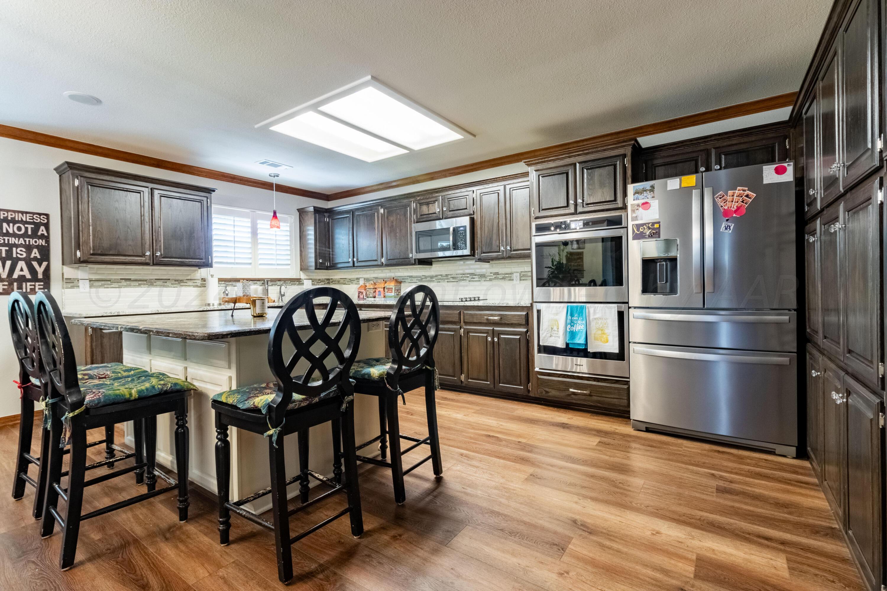 6401 Grantham Property Photo 9