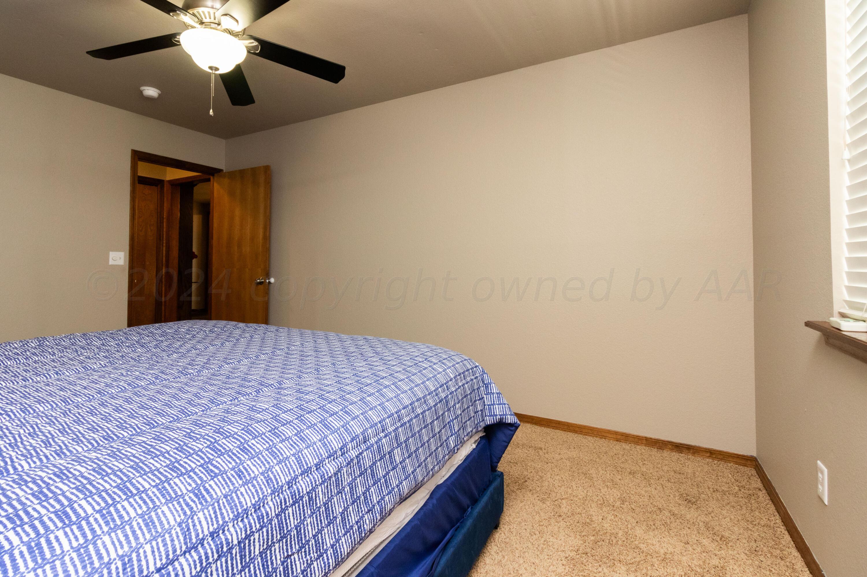 6401 Grantham Property Photo 32