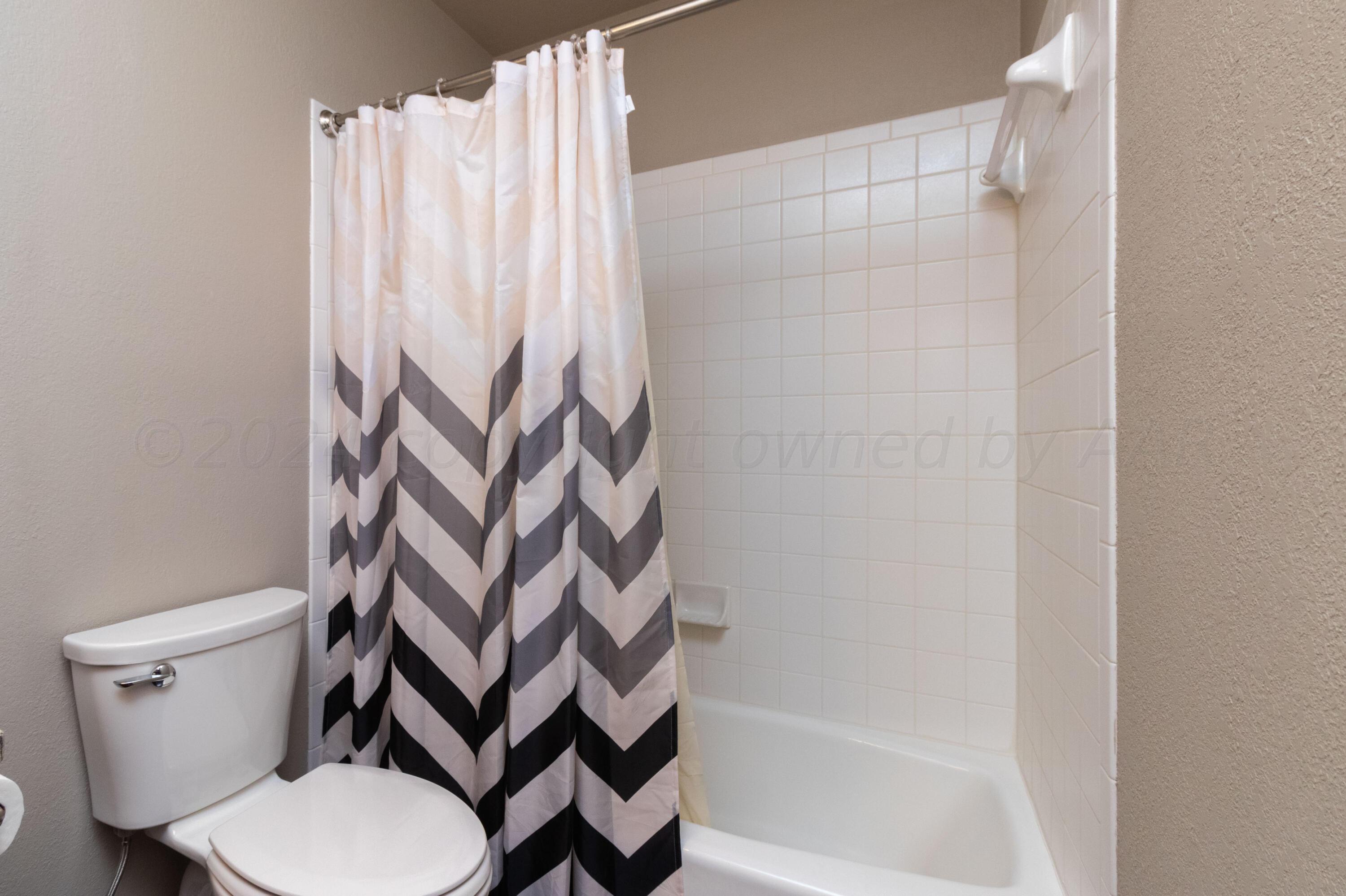 6401 Grantham Property Photo 34
