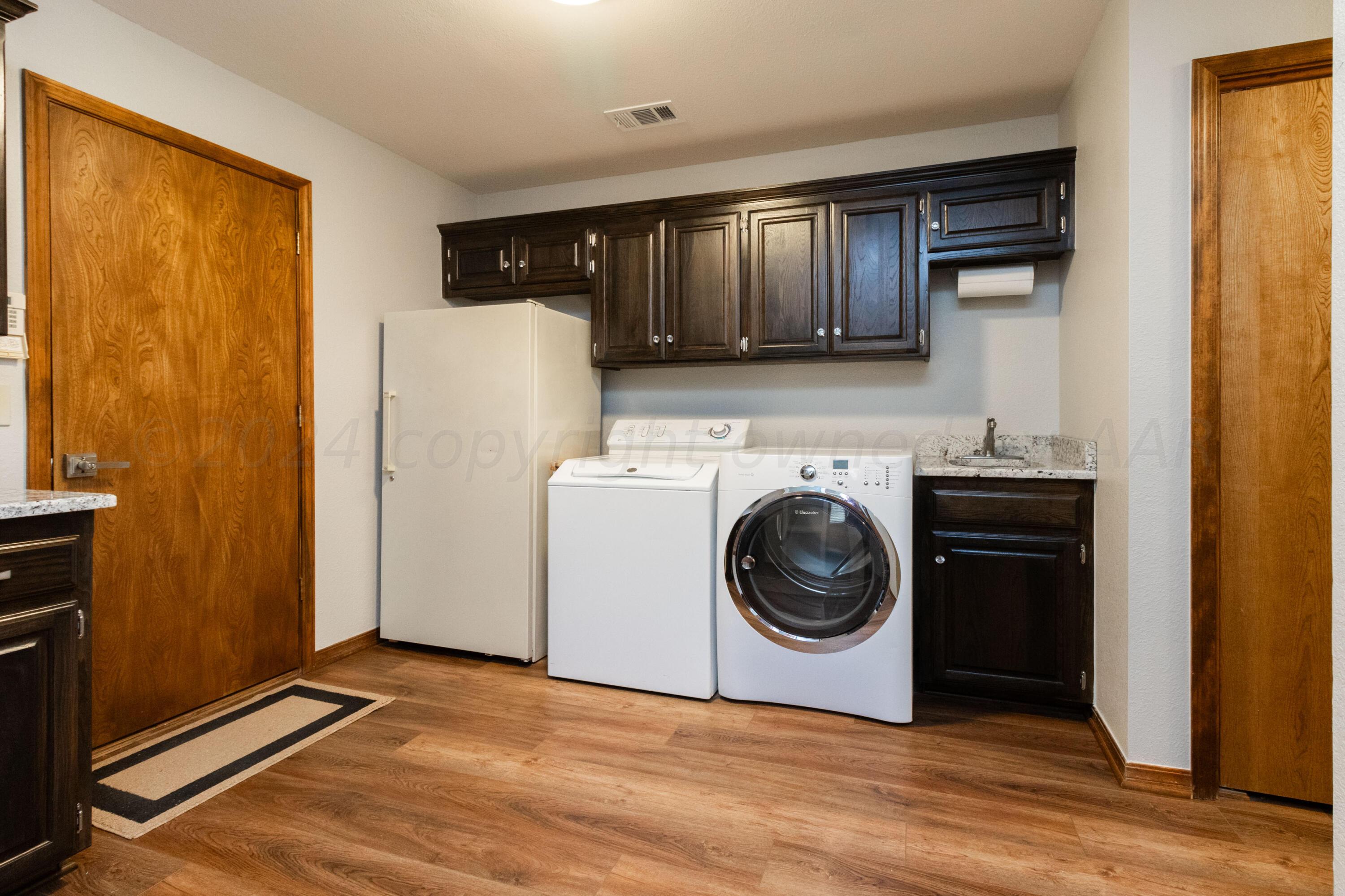 6401 Grantham Property Photo 35