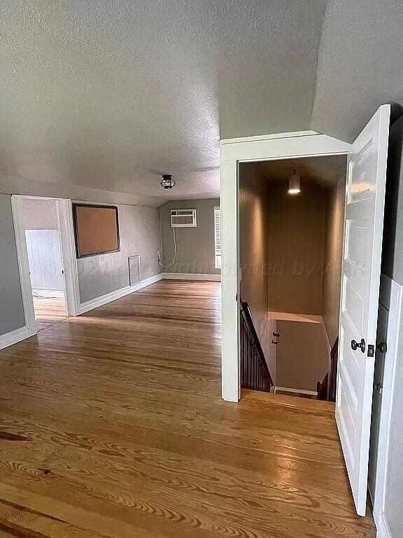 1201 East Avenue Property Photo 7