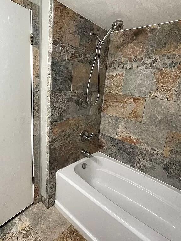 1201 East Avenue Property Photo 23