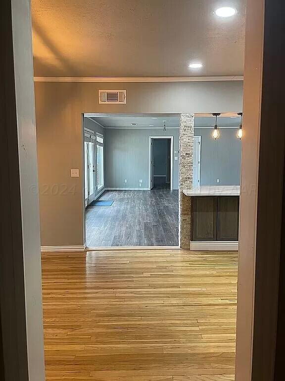 1201 East Avenue Property Photo 28