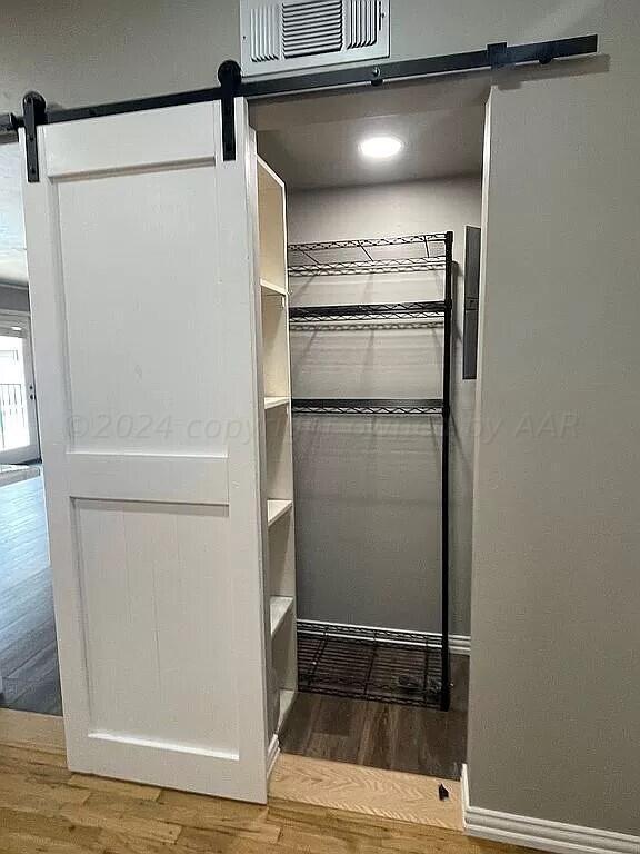 1201 East Avenue Property Photo 33