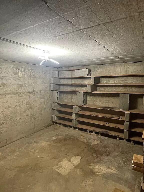 1201 East Avenue Property Photo 54