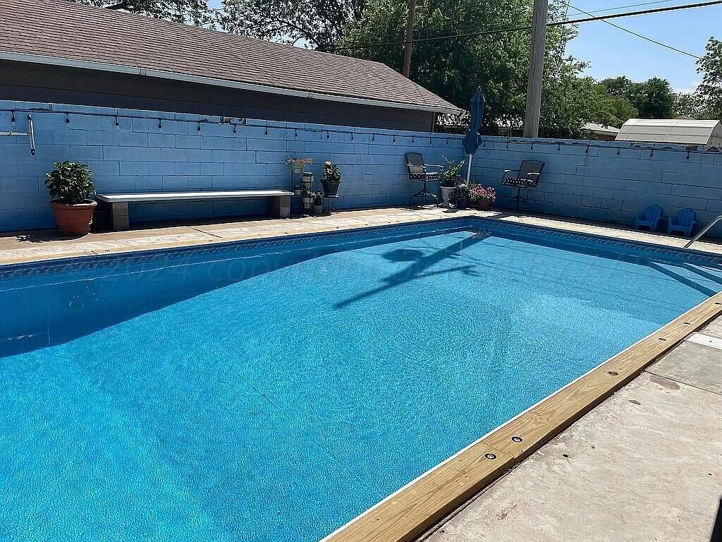 1201 East Avenue Property Photo 68