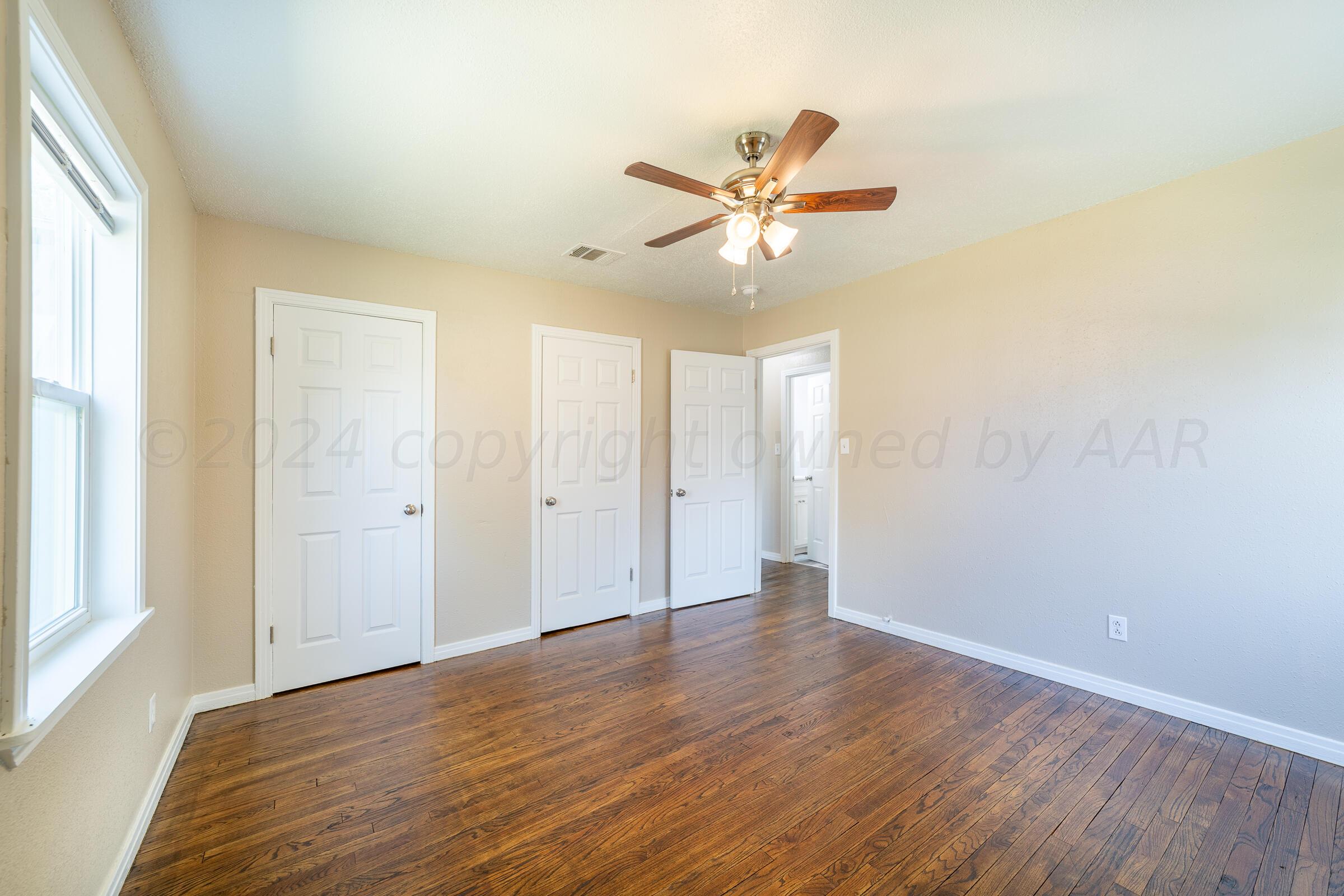 1326 Dahlia Street Property Photo 6
