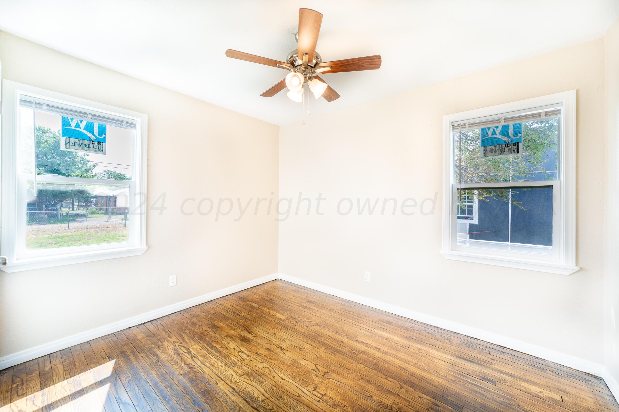1326 Dahlia Street Property Photo 10