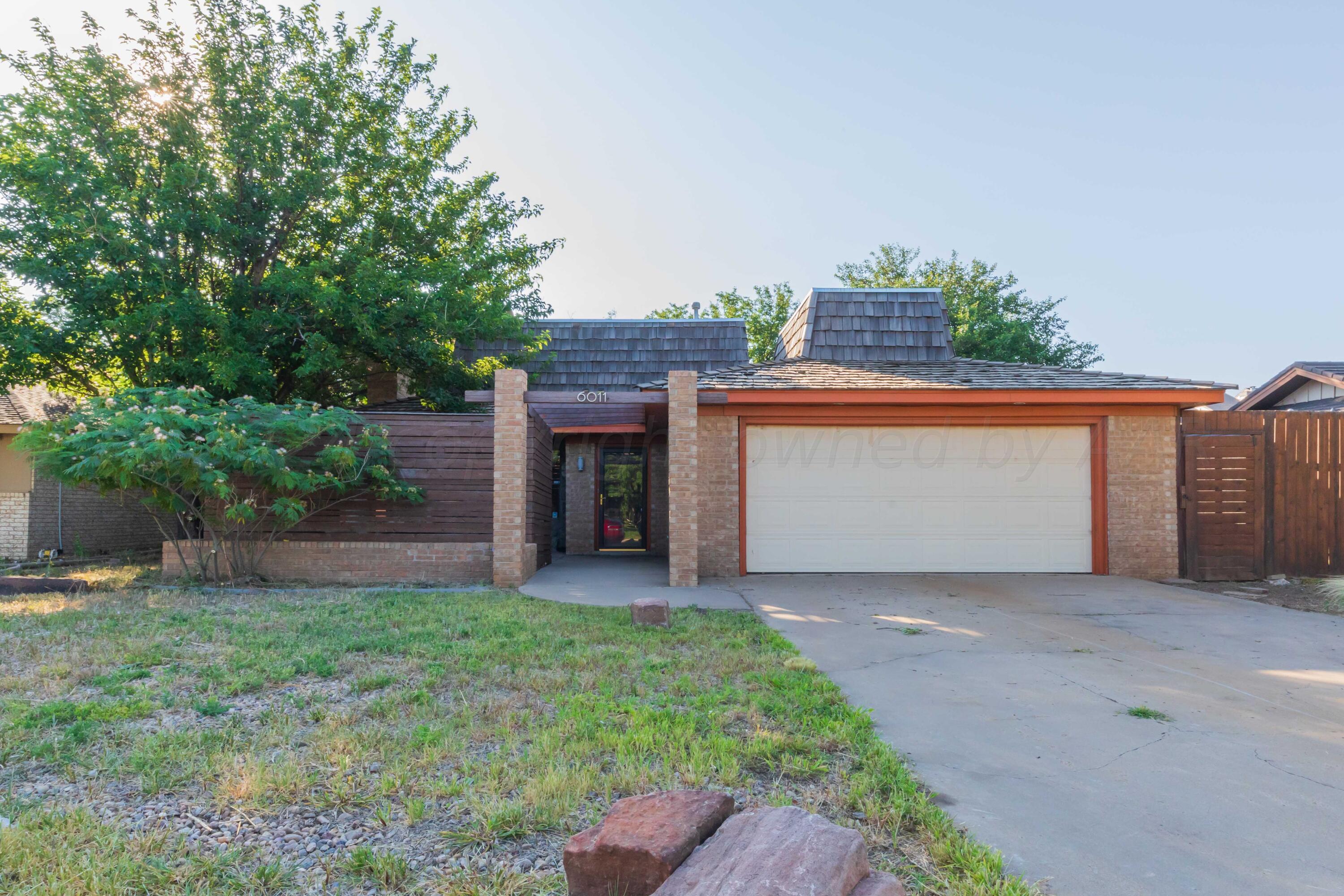 6011 Hatfield Circle Property Photo 1
