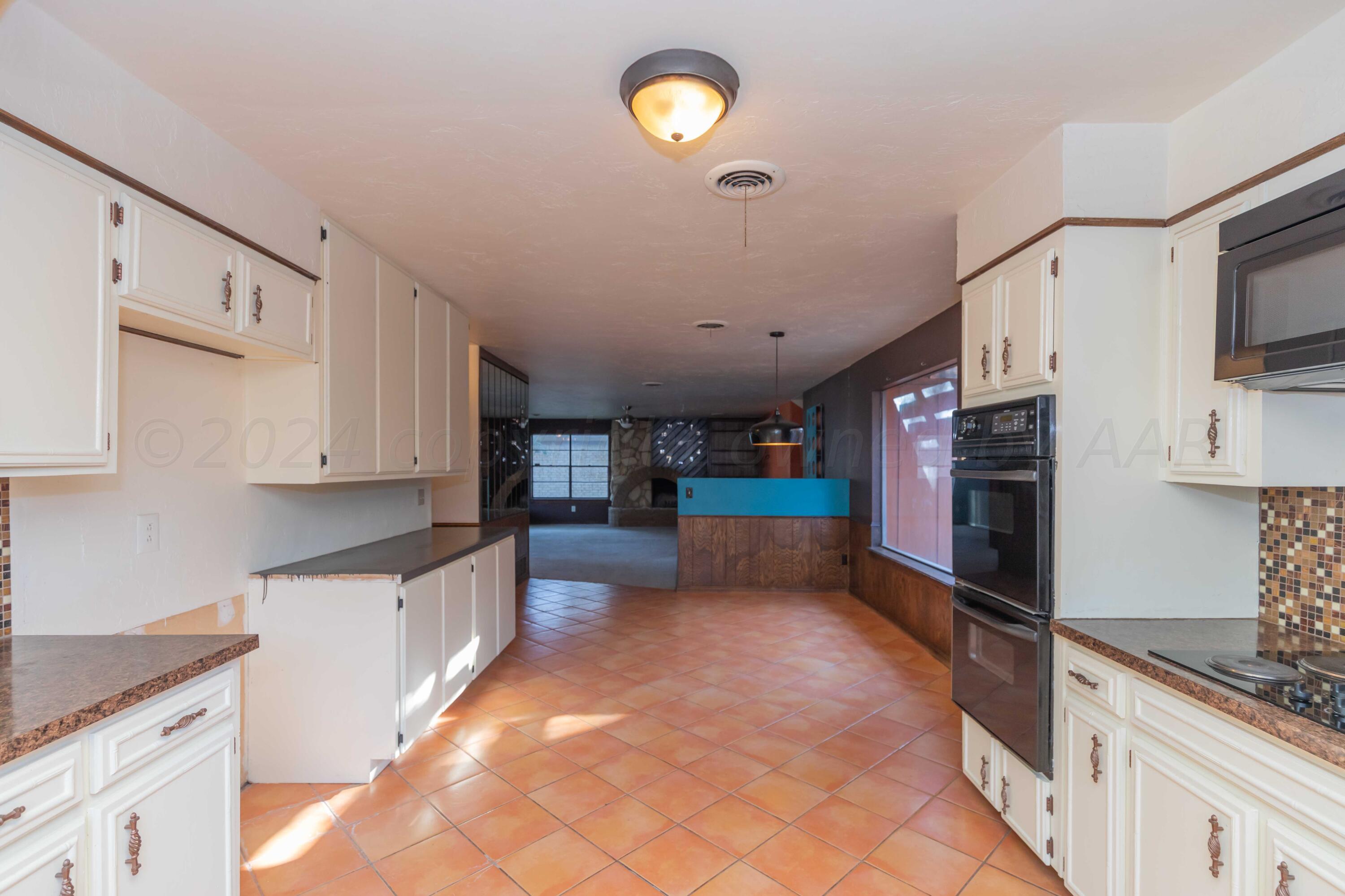 6011 Hatfield Circle Property Photo 11