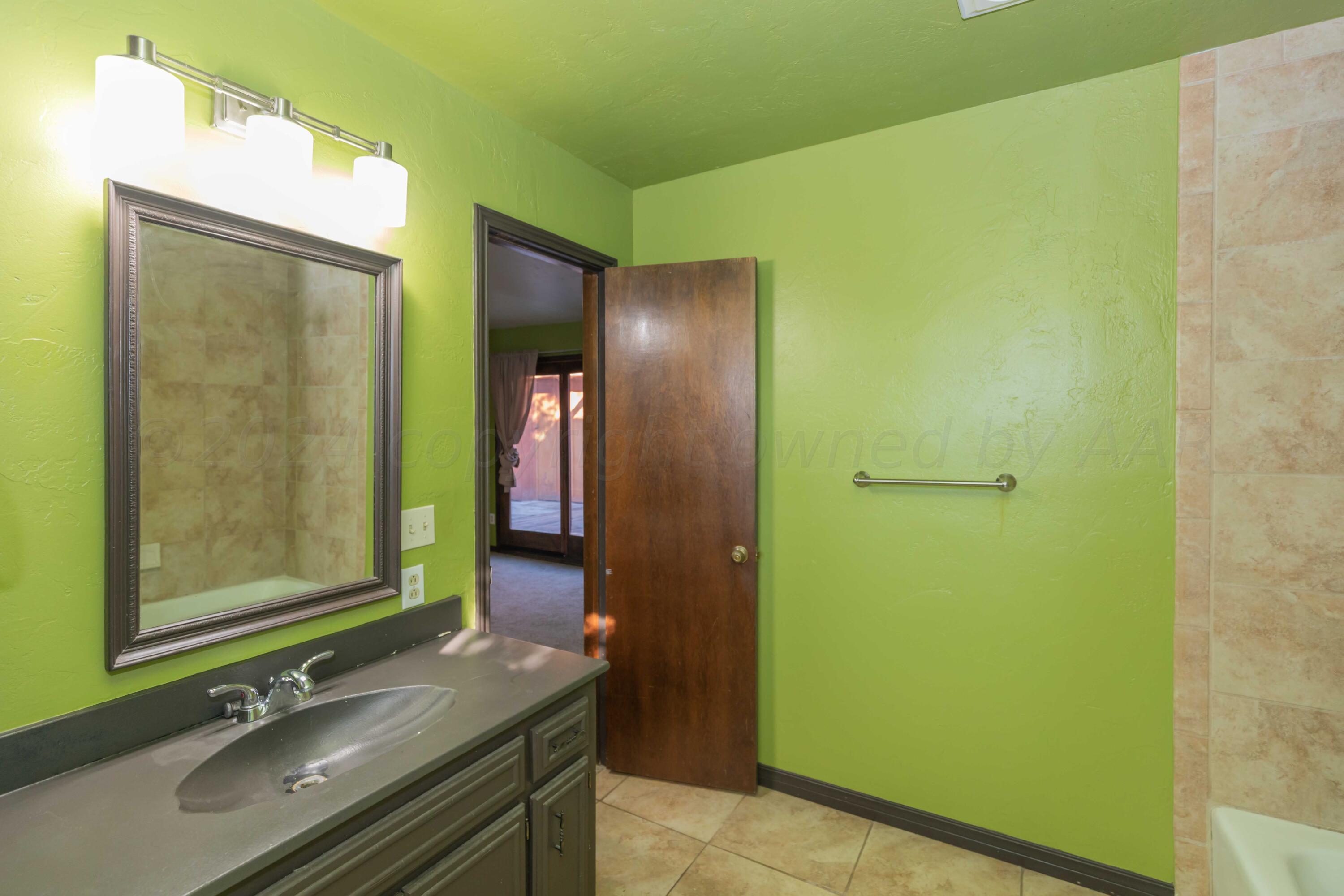 6011 Hatfield Circle Property Photo 23