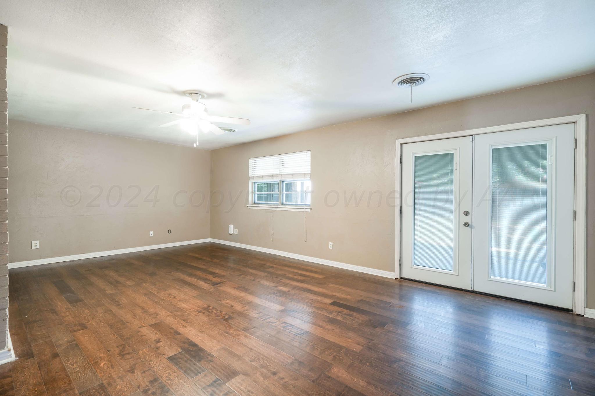 8404 Olympia Drive Property Photo 5