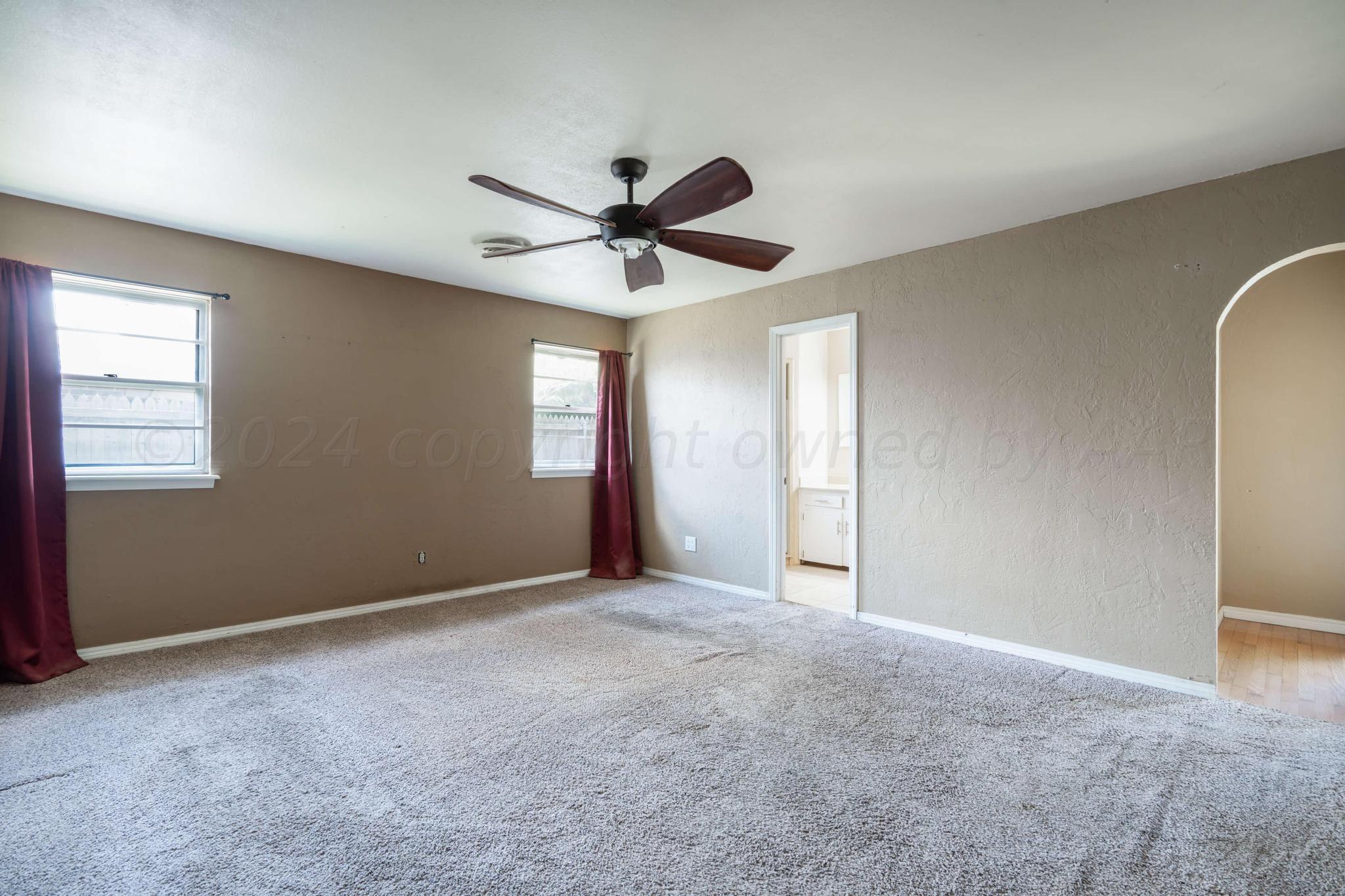 8404 Olympia Drive Property Photo 11